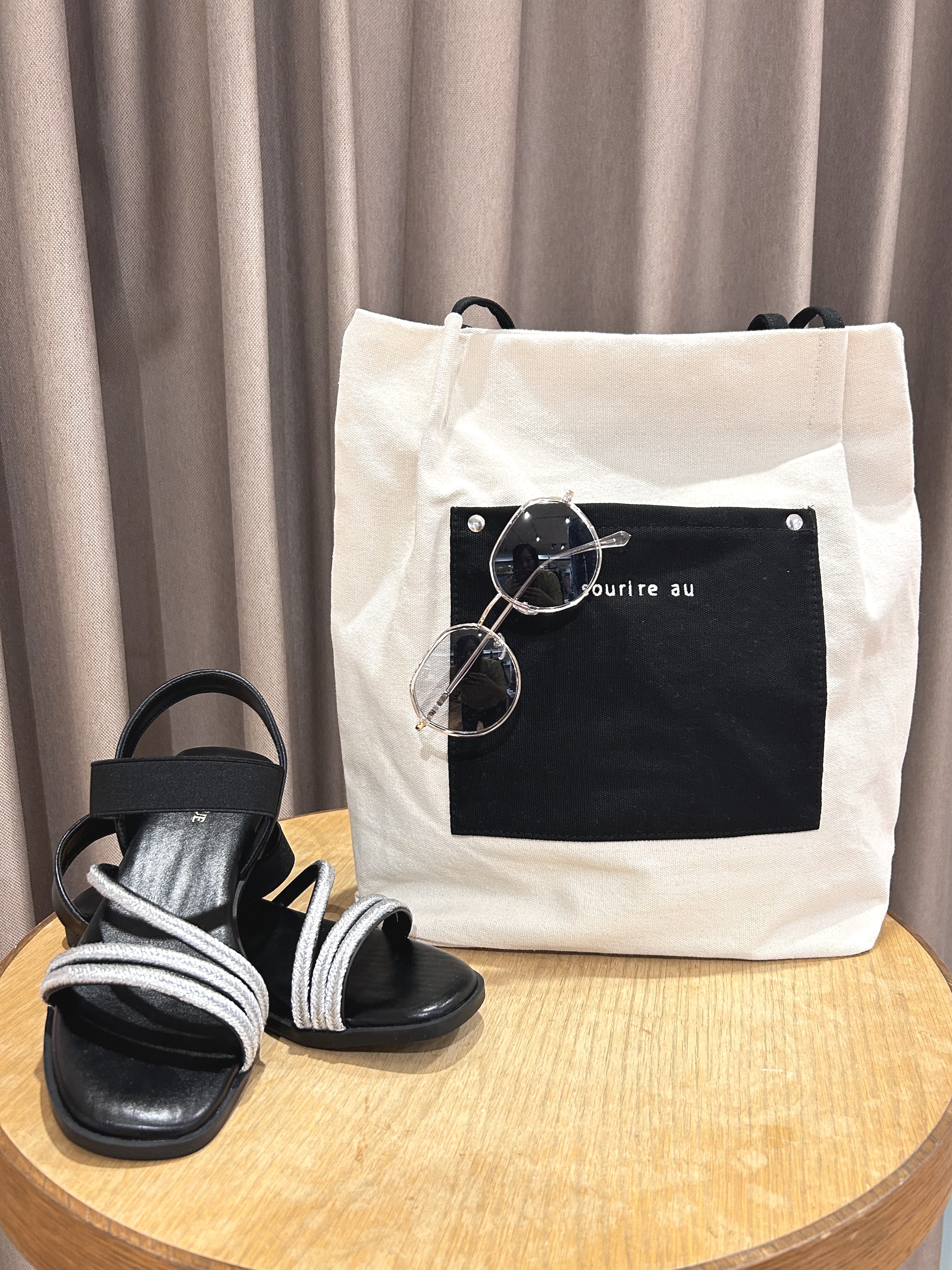 まるさんの「SHOO･LA･RUE｜【着丈選べる/体型カバー】洗濯後しわになりにくい さらっと快適ドルマントップス」を使ったコーディネート