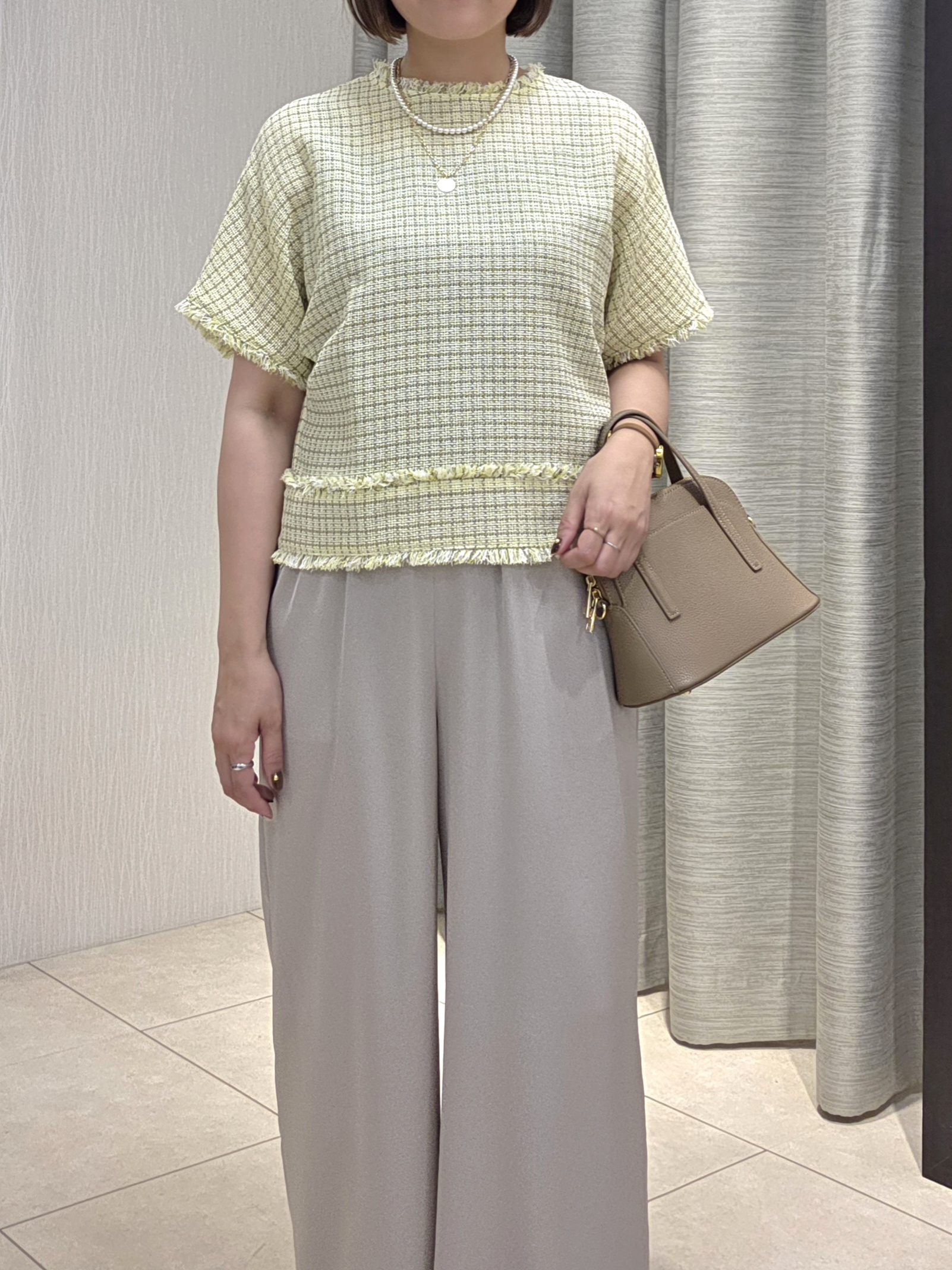 naokoさんの「UNTITLED｜◆ファンシーツイードブラウス」を使ったコーディネート