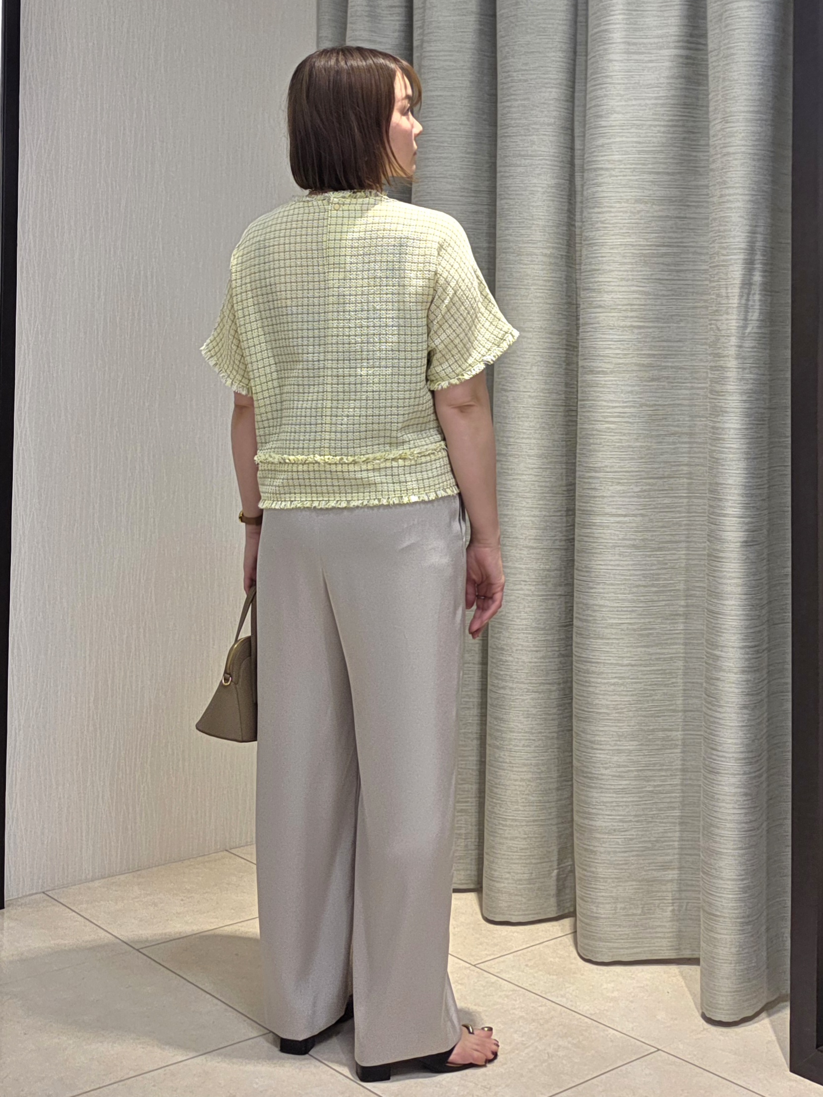 naokoさんの「UNTITLED｜◆ファンシーツイードブラウス」を使ったコーディネート