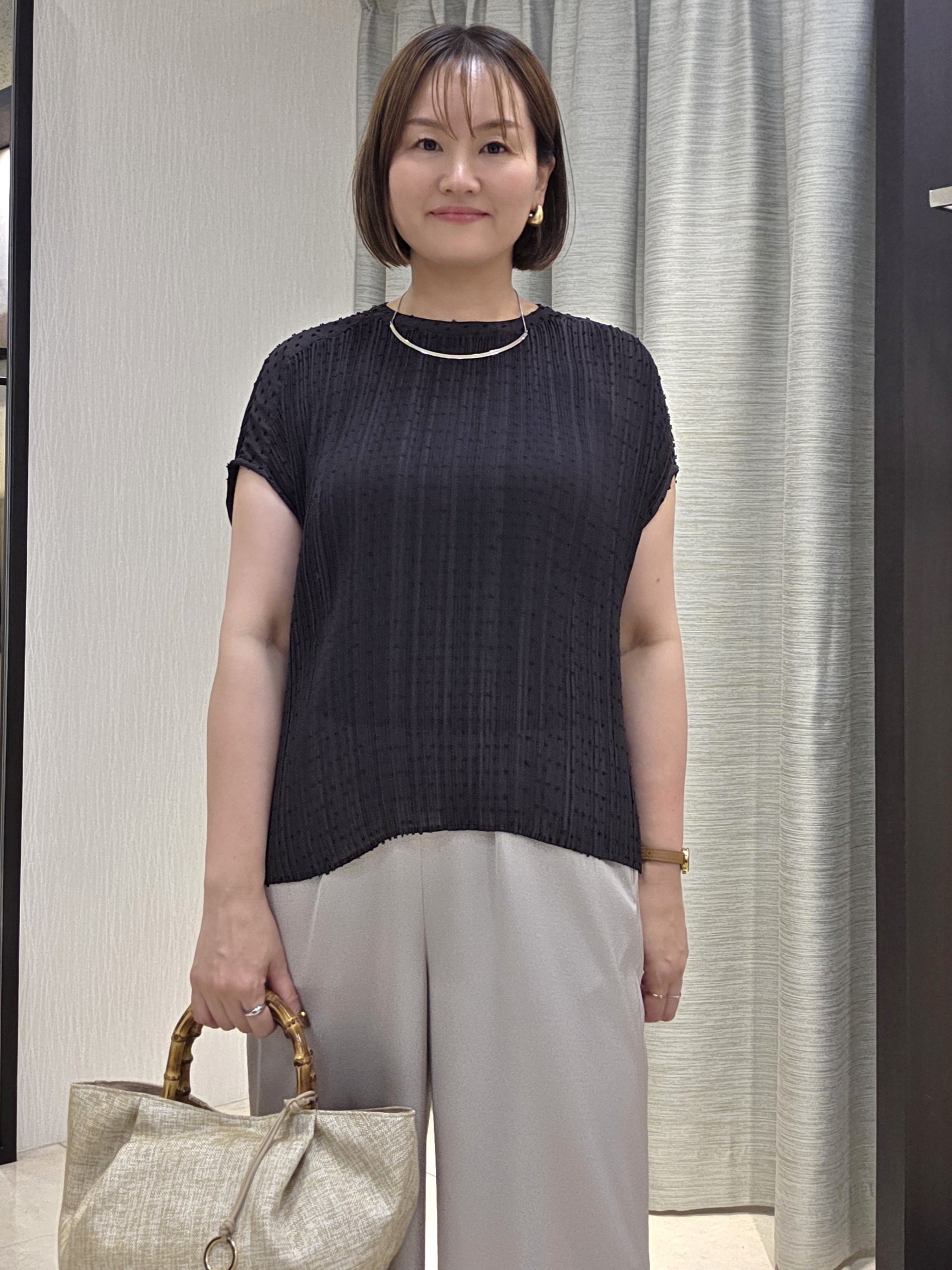 naokoさんの「UNTITLED｜【1枚で着映える】ドットジャガードブラウス」を使ったコーディネート