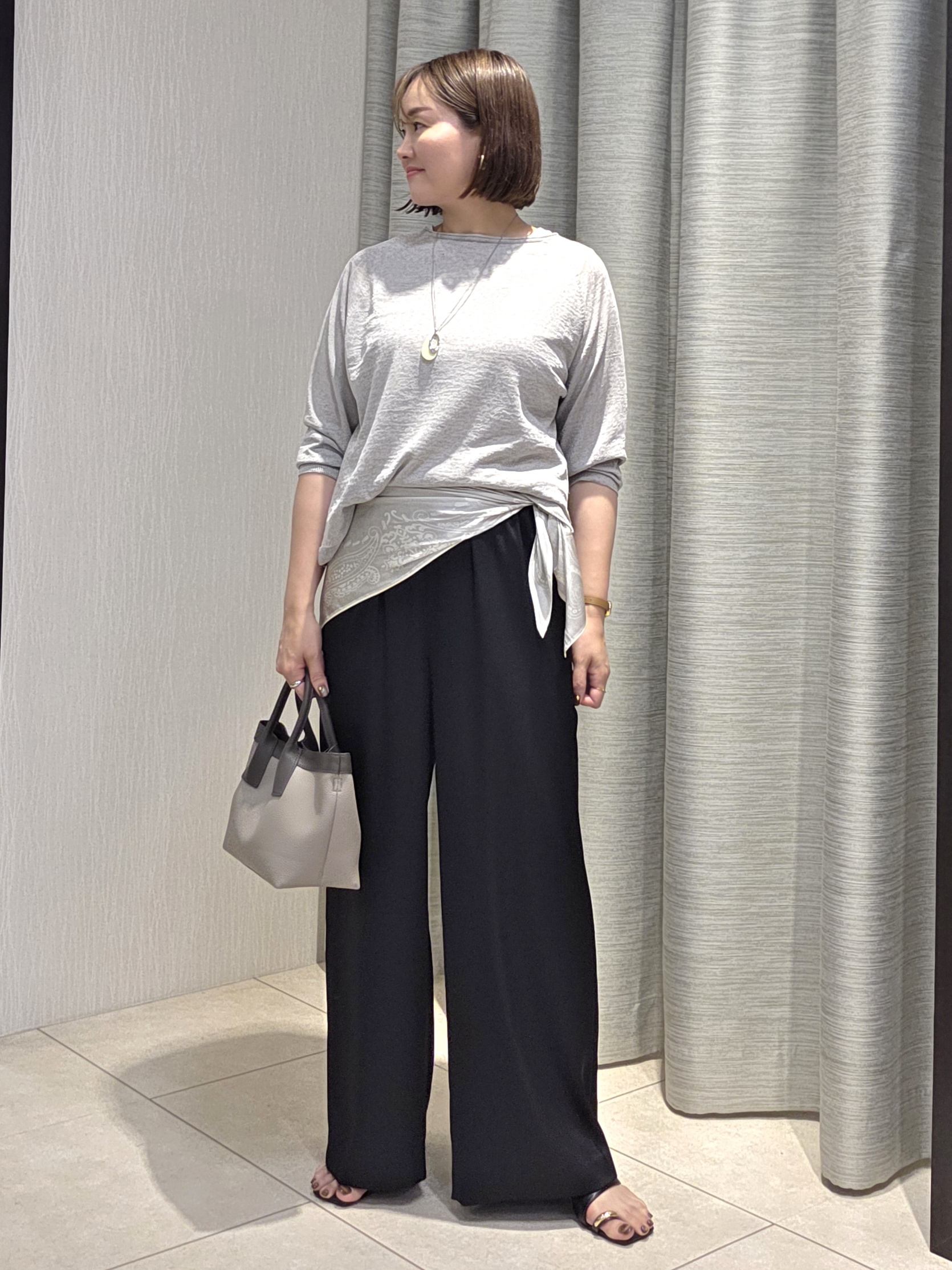 naokoさんの「UNTITLED｜【ゆったり/リラクシー】リネンボートネックプルオーバー」を使ったコーディネート