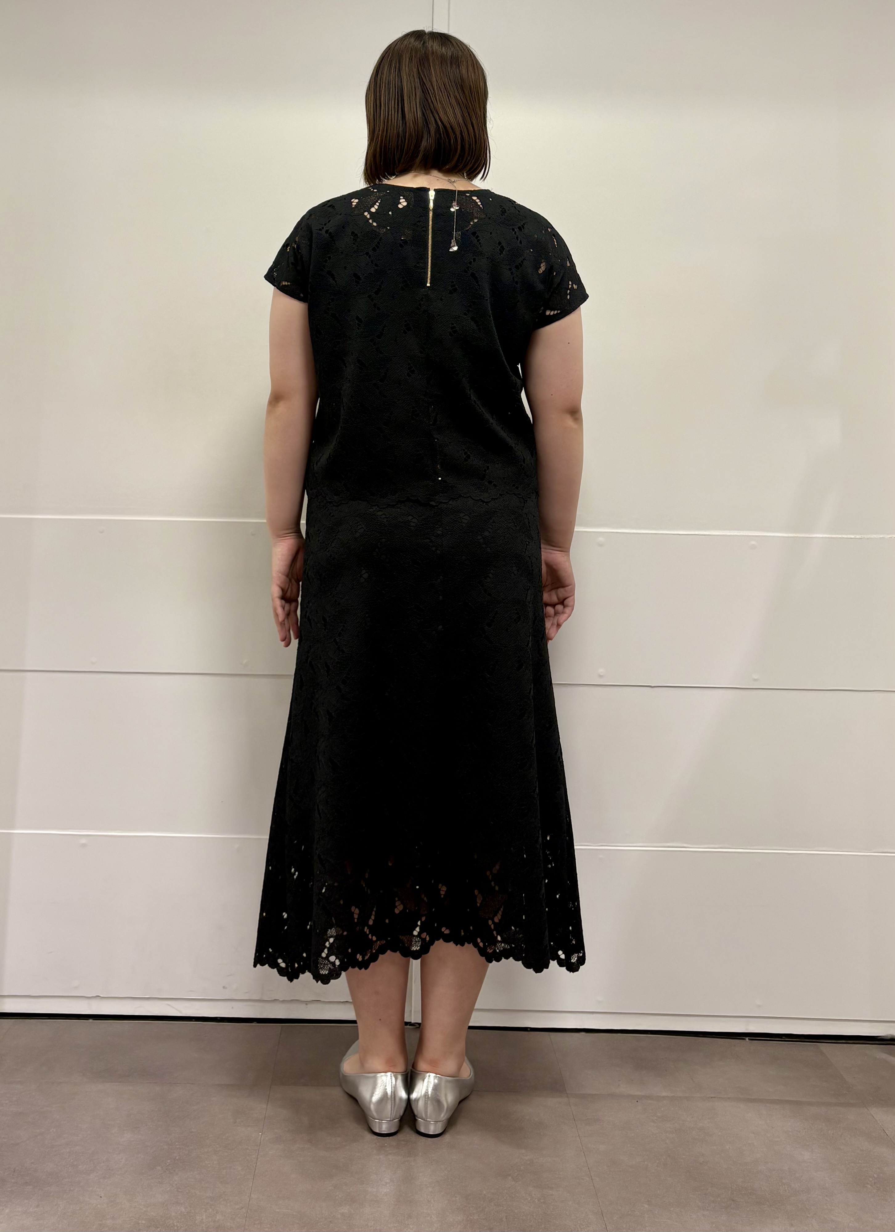 MIさんの「UNTITLED｜【セットアップ可/品のある透け感】リーフレースブラウス」を使ったコーディネート