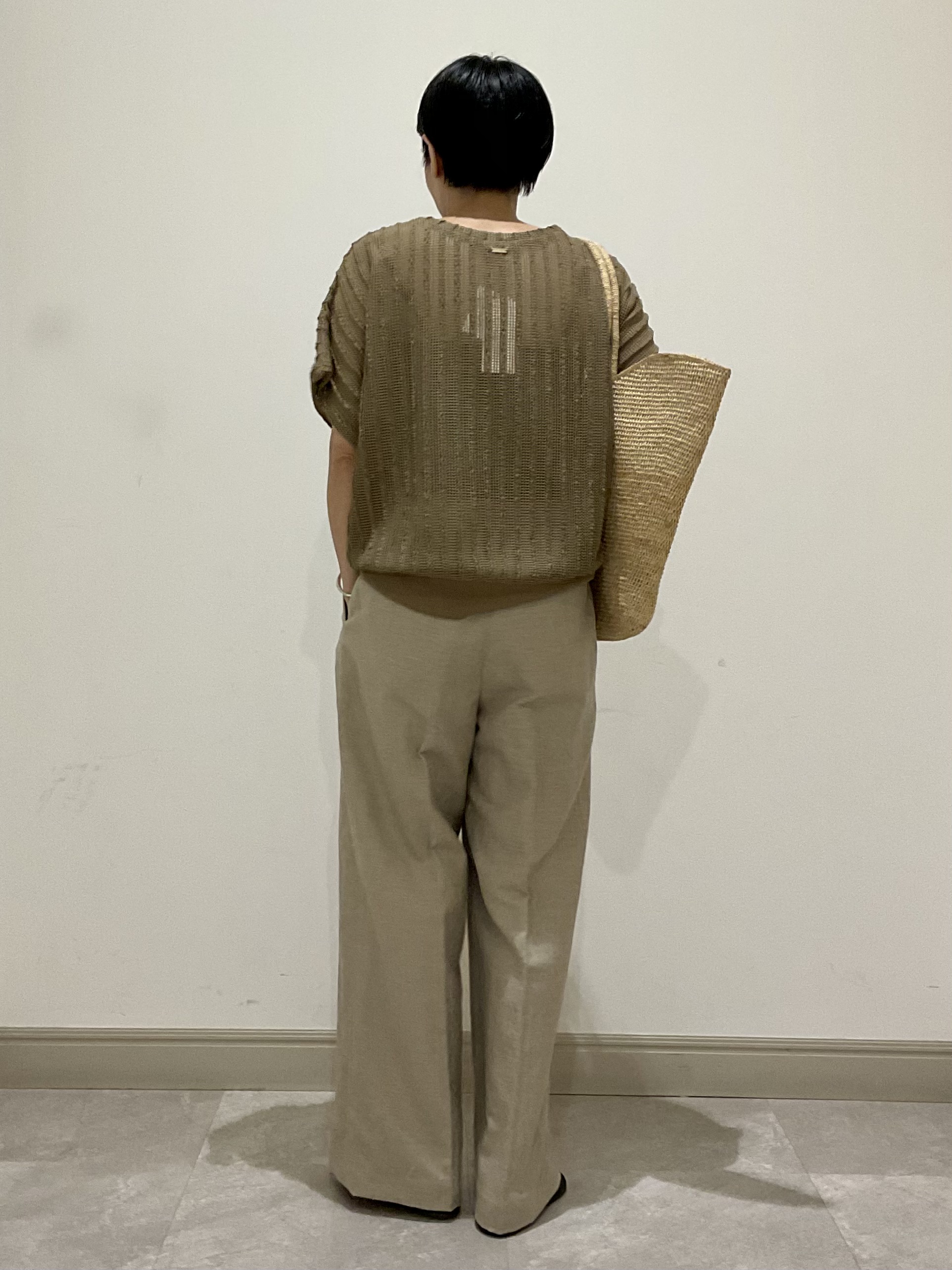 OGATAさんの「DRESSTERIOR｜【体型カバー/日除け】ドルマンスリーブ シアーメッシュプルオーバー」を使ったコーディネート