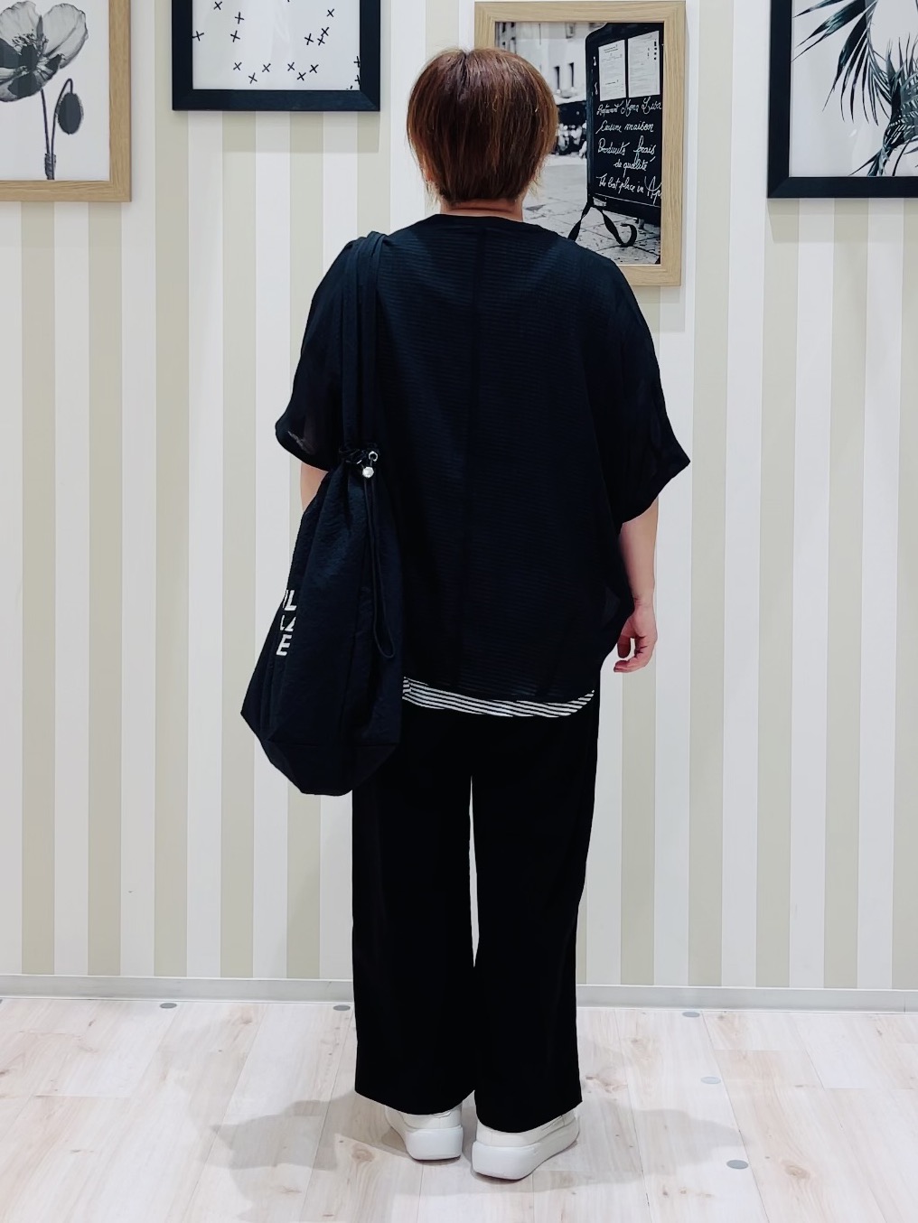 ma_miさんの「SHOO･LA･RUE｜【洗濯機可/選べる6色】程よいシアー感が涼し気 ゆったりワッシャードルマンブラウス」を使ったコーディネート