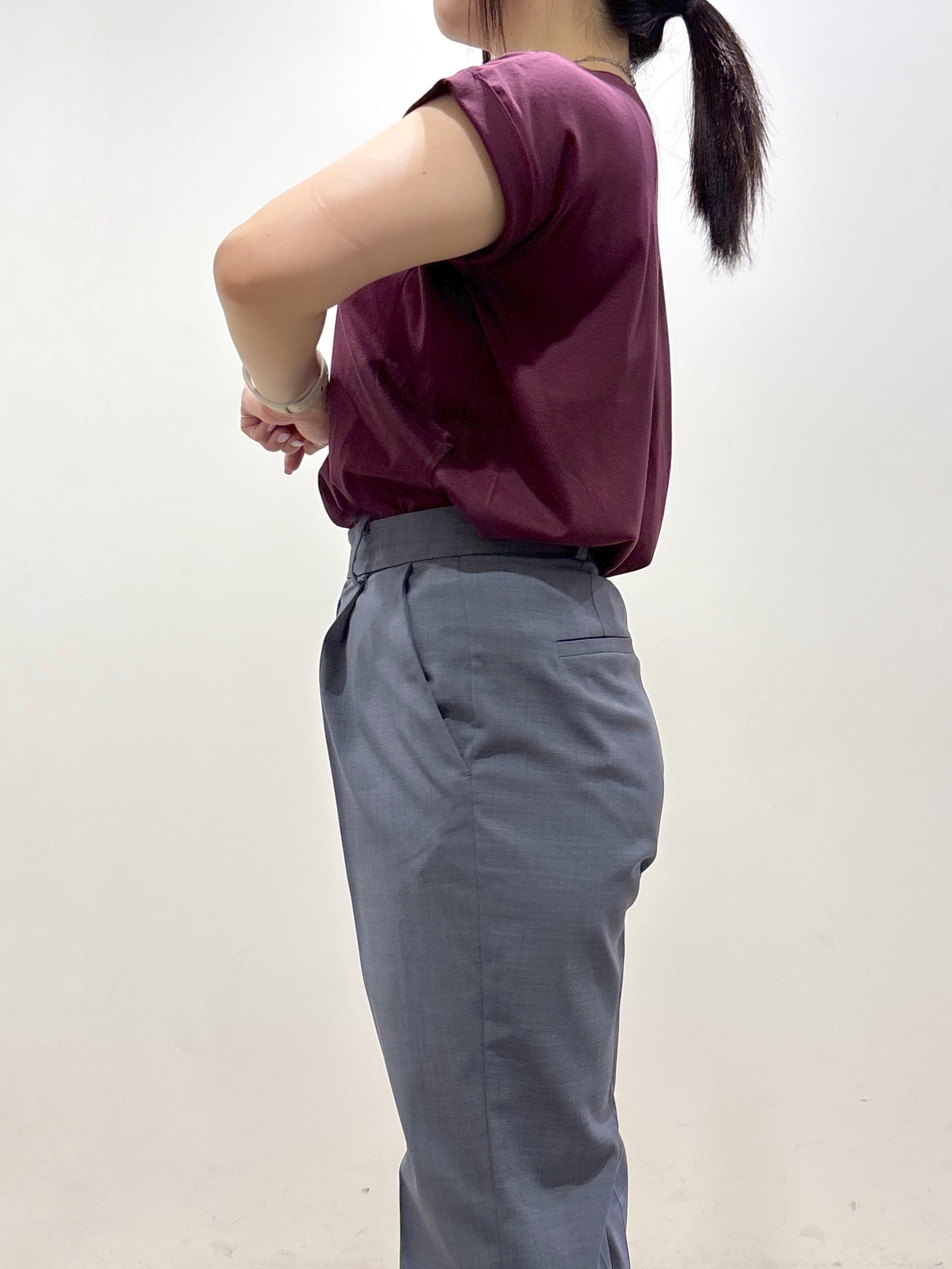 mameさんの「index｜【接触冷感／UV】ワンポイント刺繍Tシャツ《7col／XS~3L／洗濯機OK》」を使ったコーディネート