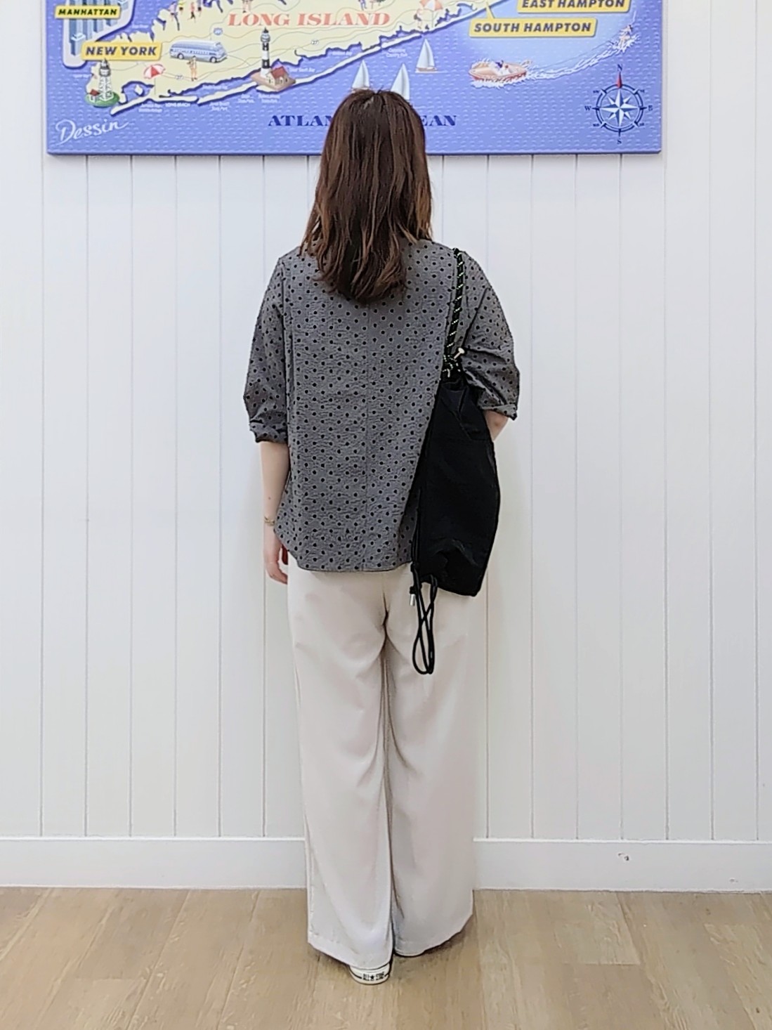 itoさんの「Dessin｜【セットアップ可/UVカット】サッカー素材 キーネックブラウス」を使ったコーディネート