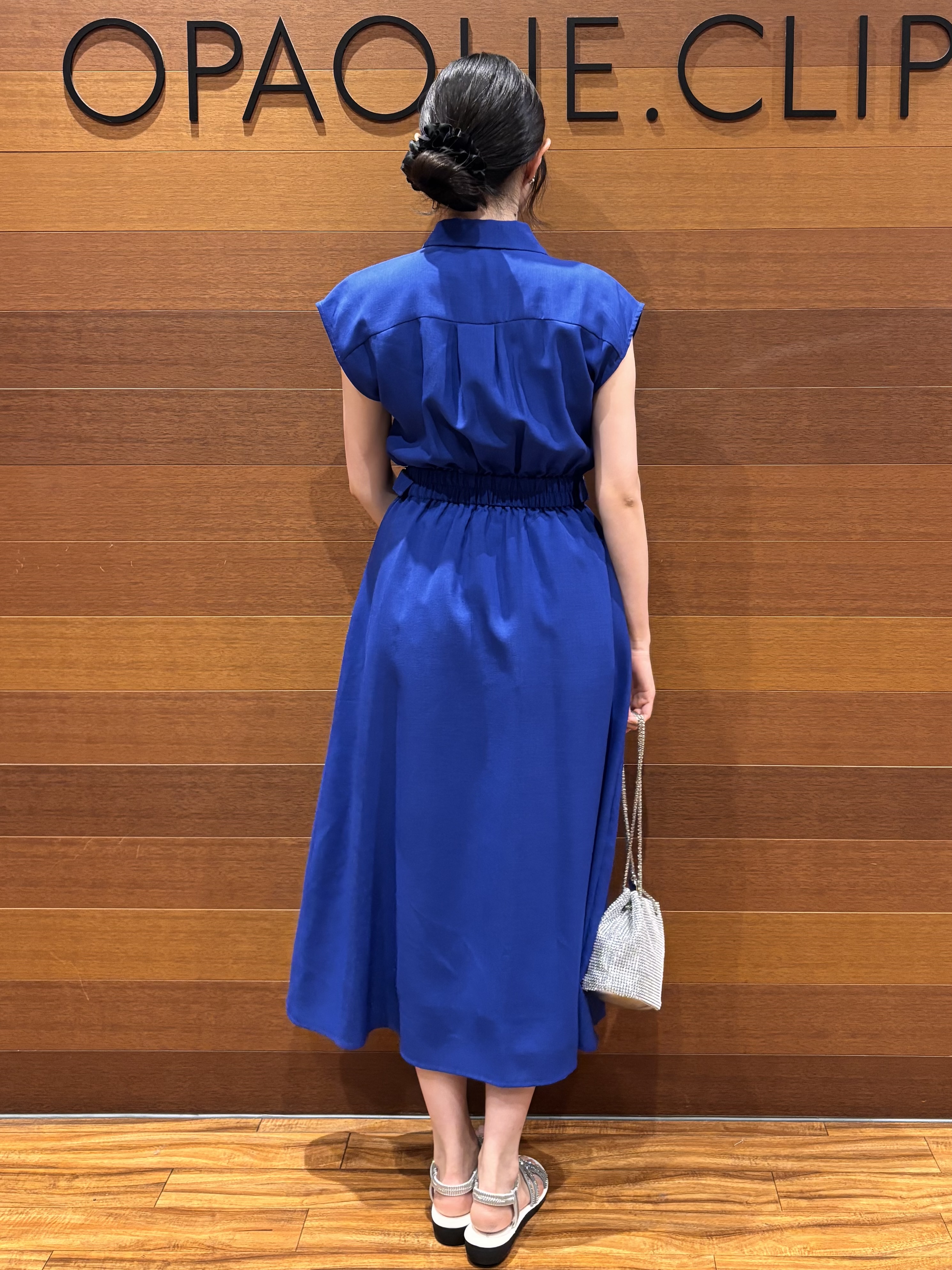 わかなさんの「OPAQUE.CLIP｜【接触冷感／吸水速乾】フレンチスリーブシャツワンピース《イージーアイロン／洗濯機OK》」を使ったコーディネート