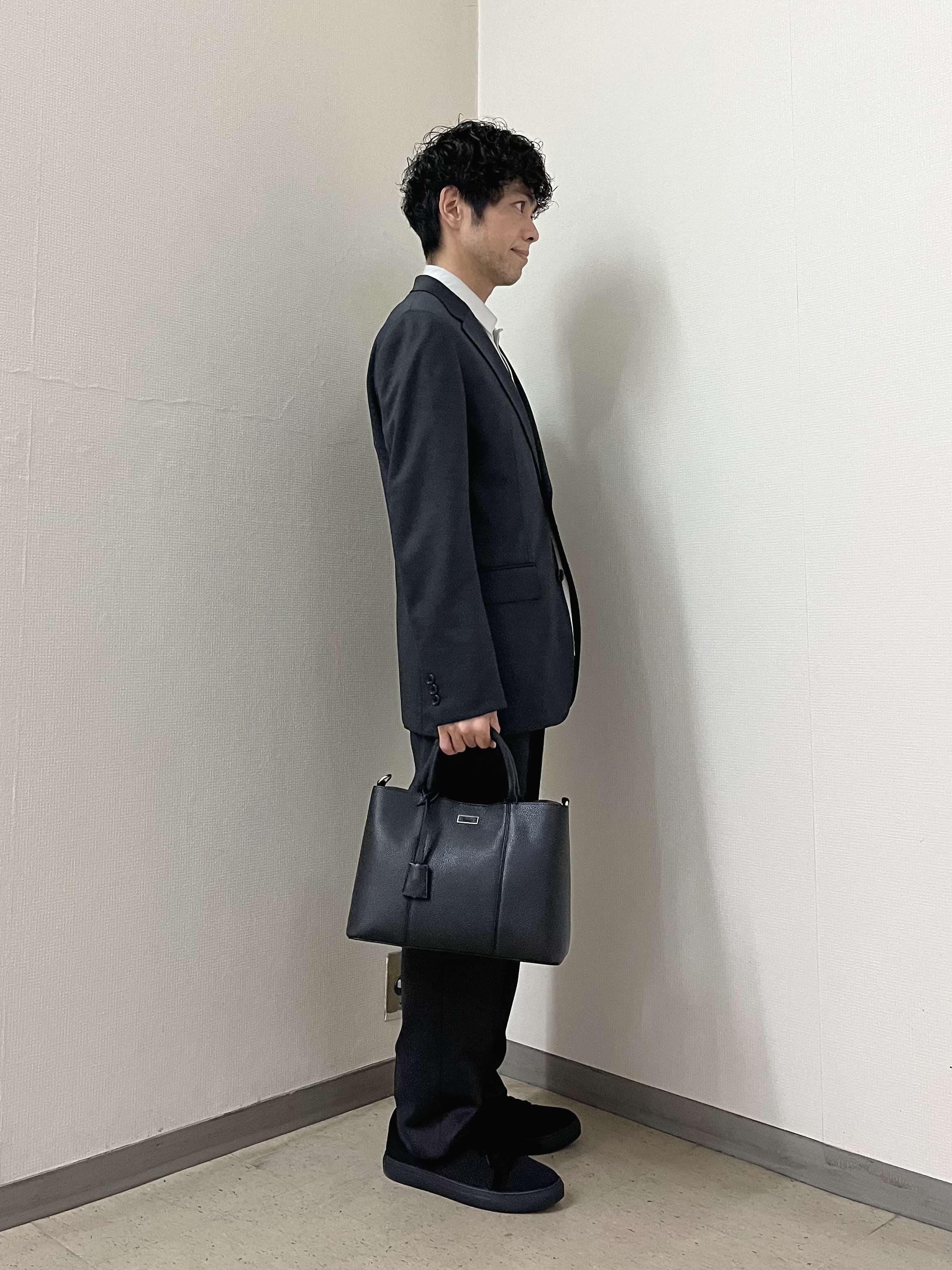 URAさんの「TAKEO KIKUCHI｜【BOWLER HAT LABEL】ピンヘッドジャージ ジャケット」を使ったコーディネート