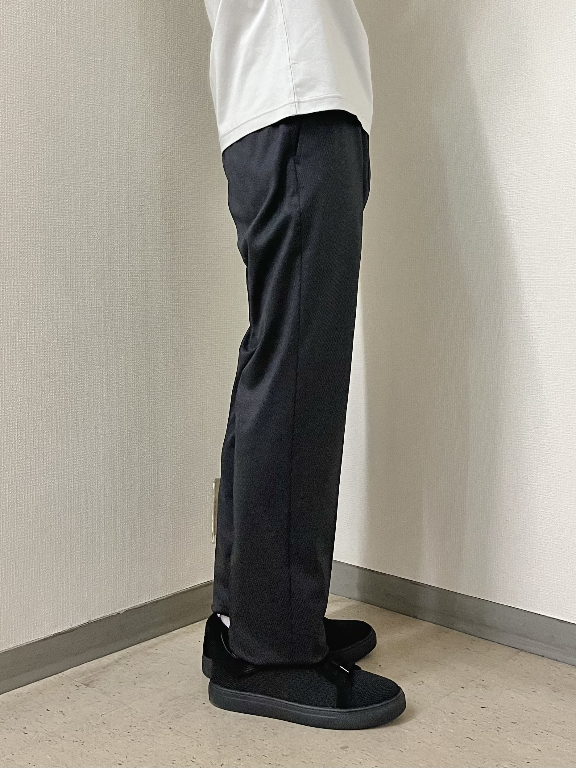 URAさんの「TAKEO KIKUCHI｜【BOWLER HAT LABEL】ピンヘッドジャージ ジャケット」を使ったコーディネート