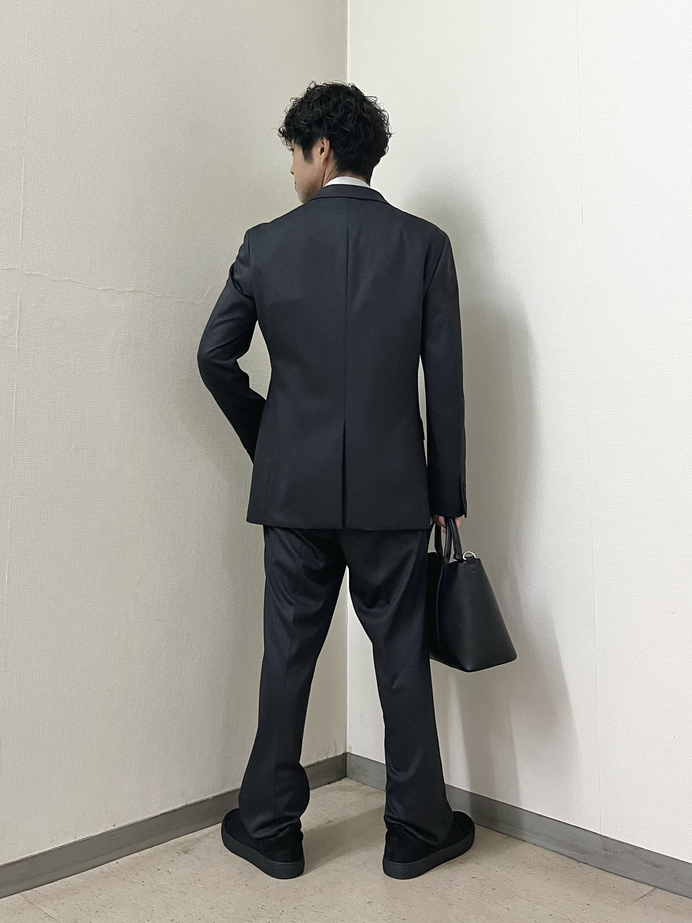 URAさんの「TAKEO KIKUCHI｜【BOWLER HAT LABEL】ピンヘッドジャージ ジャケット」を使ったコーディネート