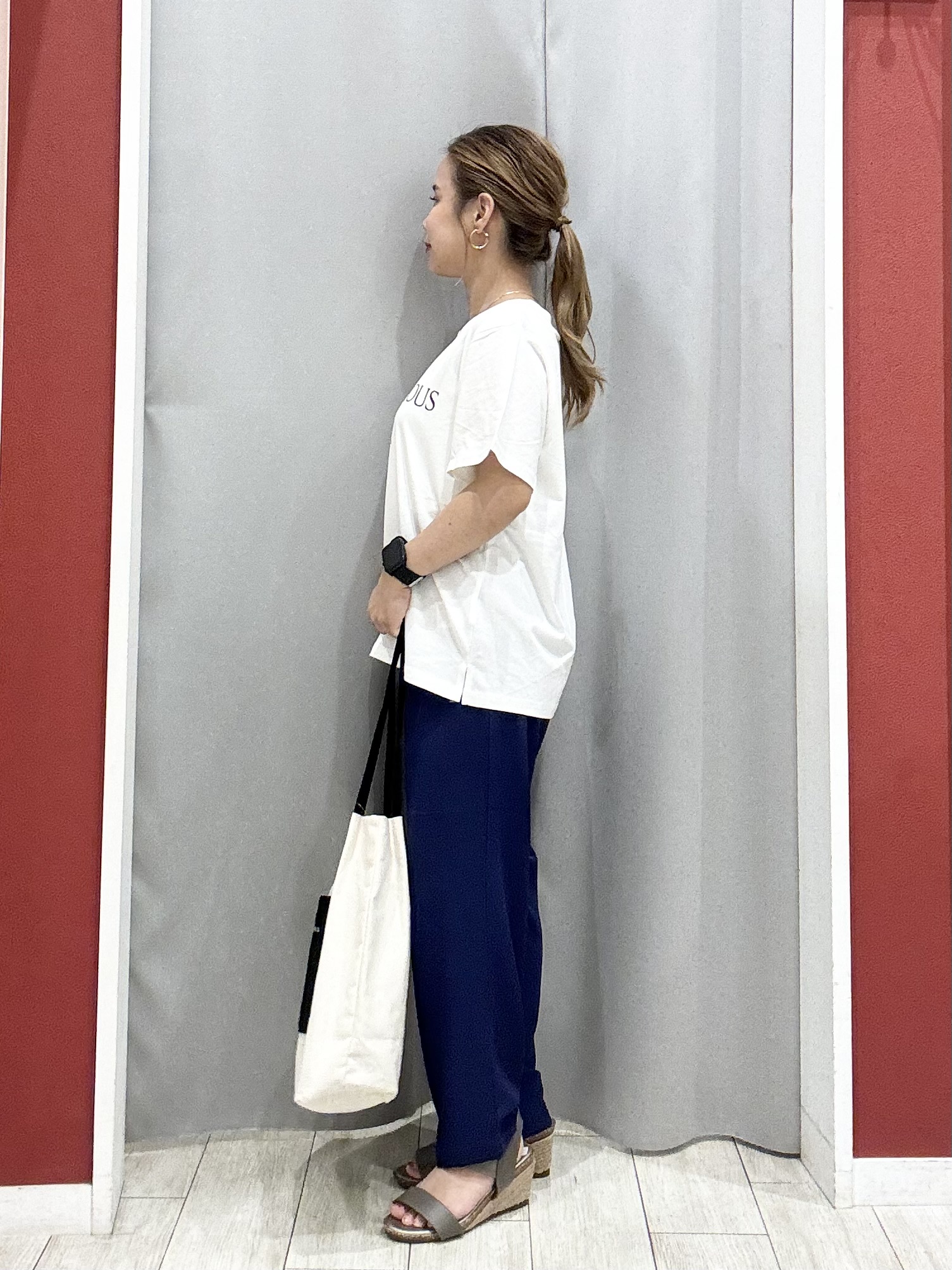 shioさんの「SHOO･LA･RUE｜フロントフリル シアーワッシャーブラウス」を使ったコーディネート