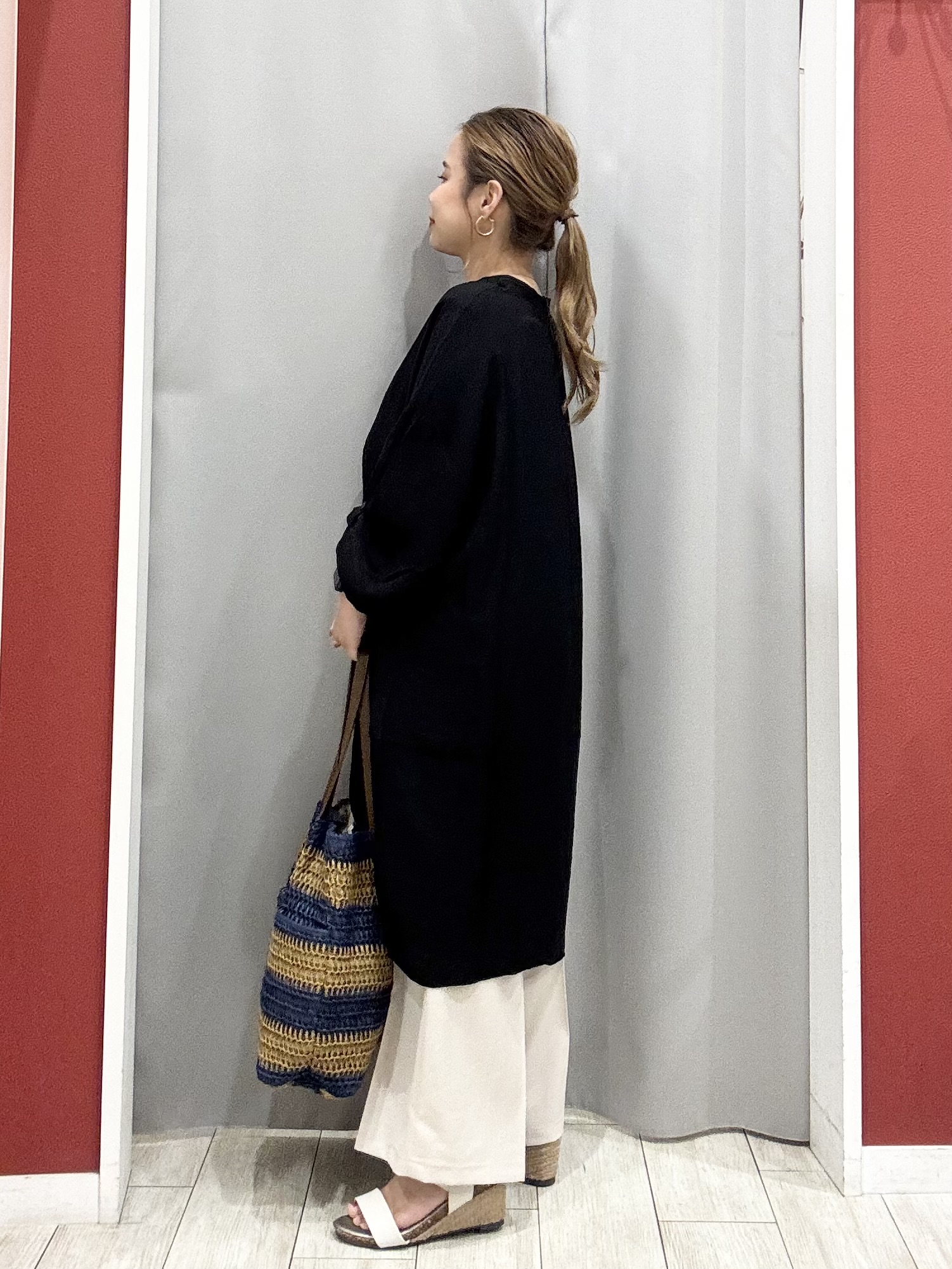 shioさんの「SHOO･LA･RUE｜【S-LL/洗濯後しわになりにくい】ゆるっと体型カバー 7分袖コクーンチュニック」を使ったコーディネート