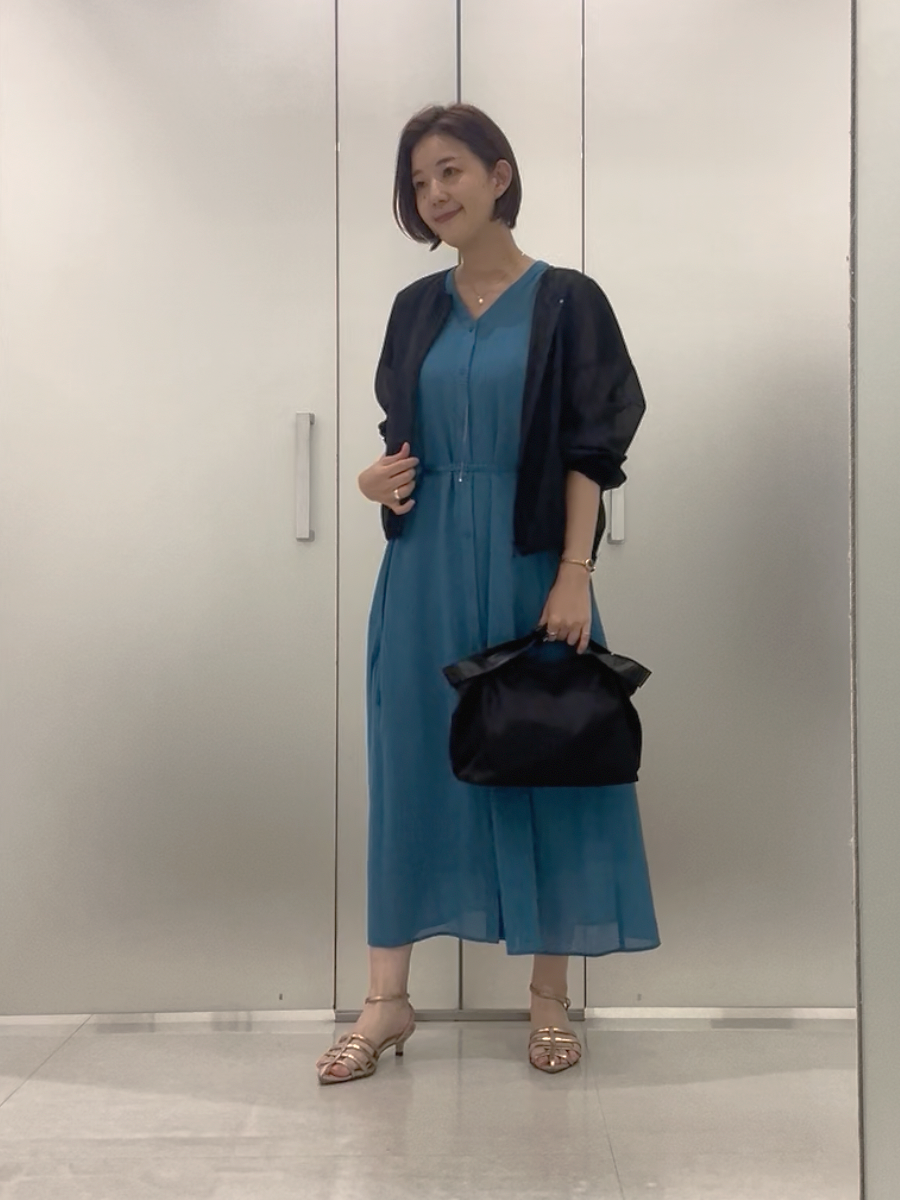 まどかさんの「UNTITLED｜【秋羽織り/ジップ】トリコットシアーブラウス」を使ったコーディネート