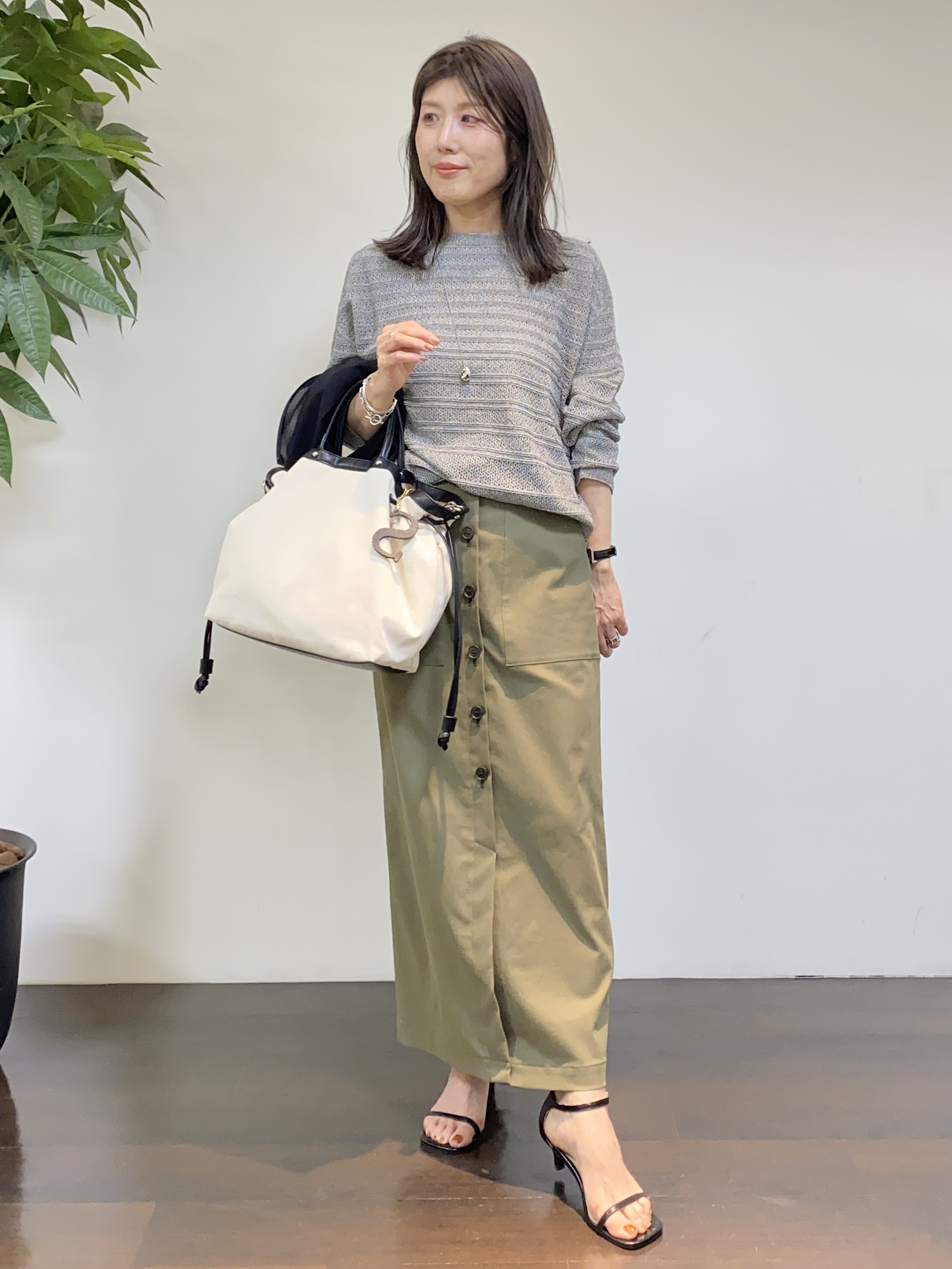 tomoさんの「UNTITLED｜◆【洗える】シアーブルゾン」を使ったコーディネート