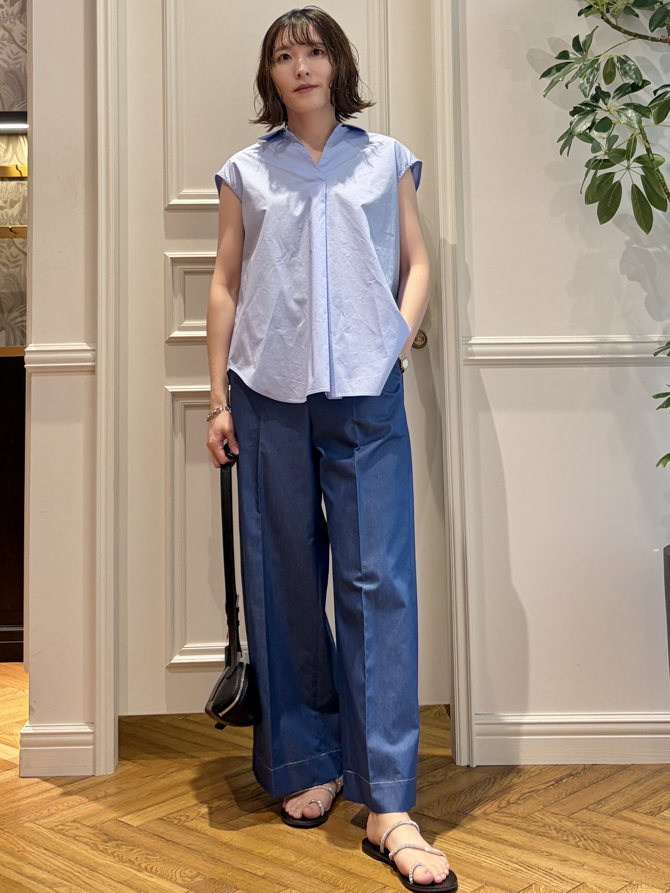 nakaoさんの「DRESSTERIOR｜◆ADD CULUMN（アドカラム） FIGRE BODY BAG S クロスボディ」を使ったコーディネート
