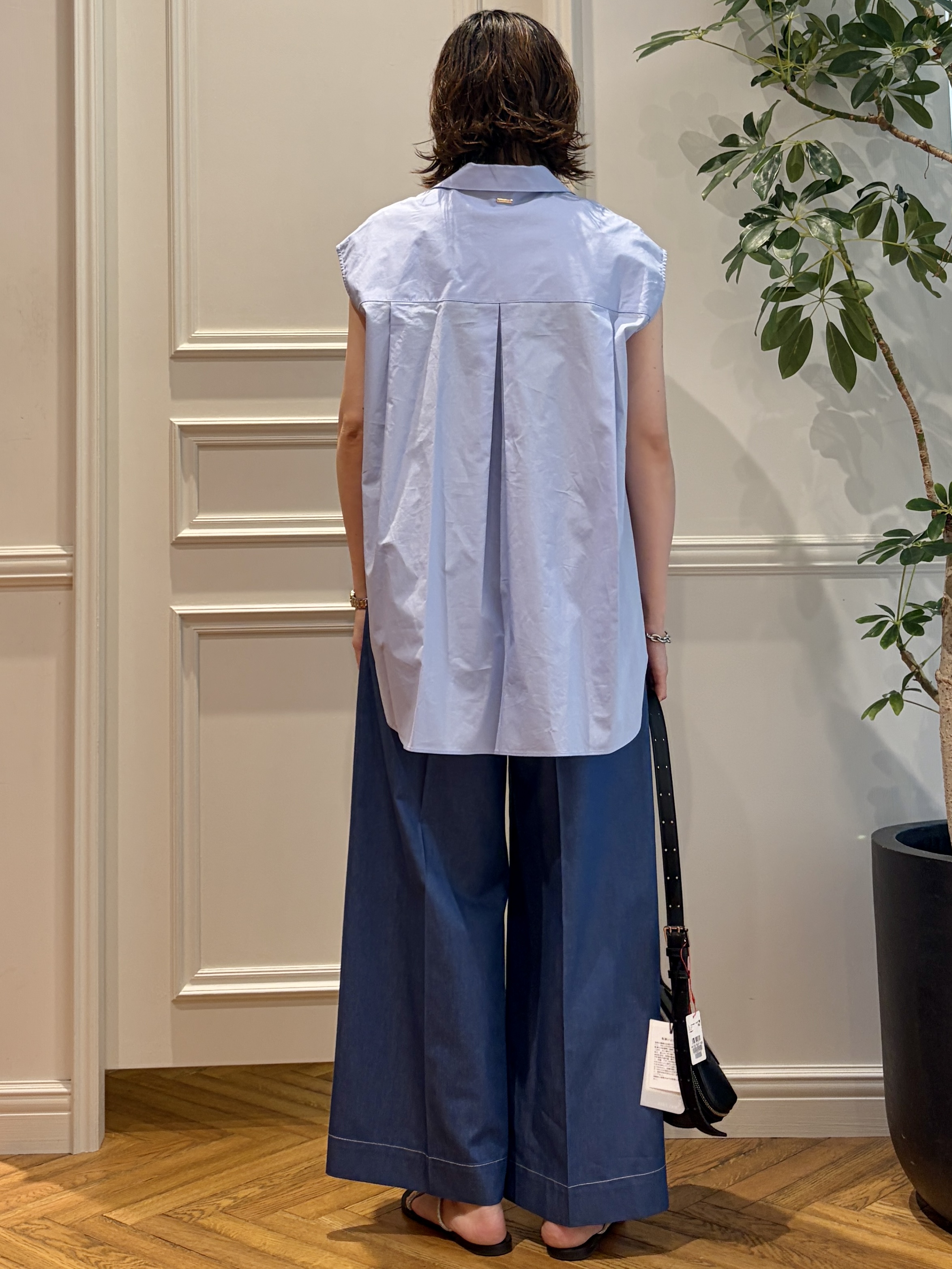 nakaoさんの「DRESSTERIOR｜◆ADD CULUMN（アドカラム） FIGRE BODY BAG S クロスボディ」を使ったコーディネート