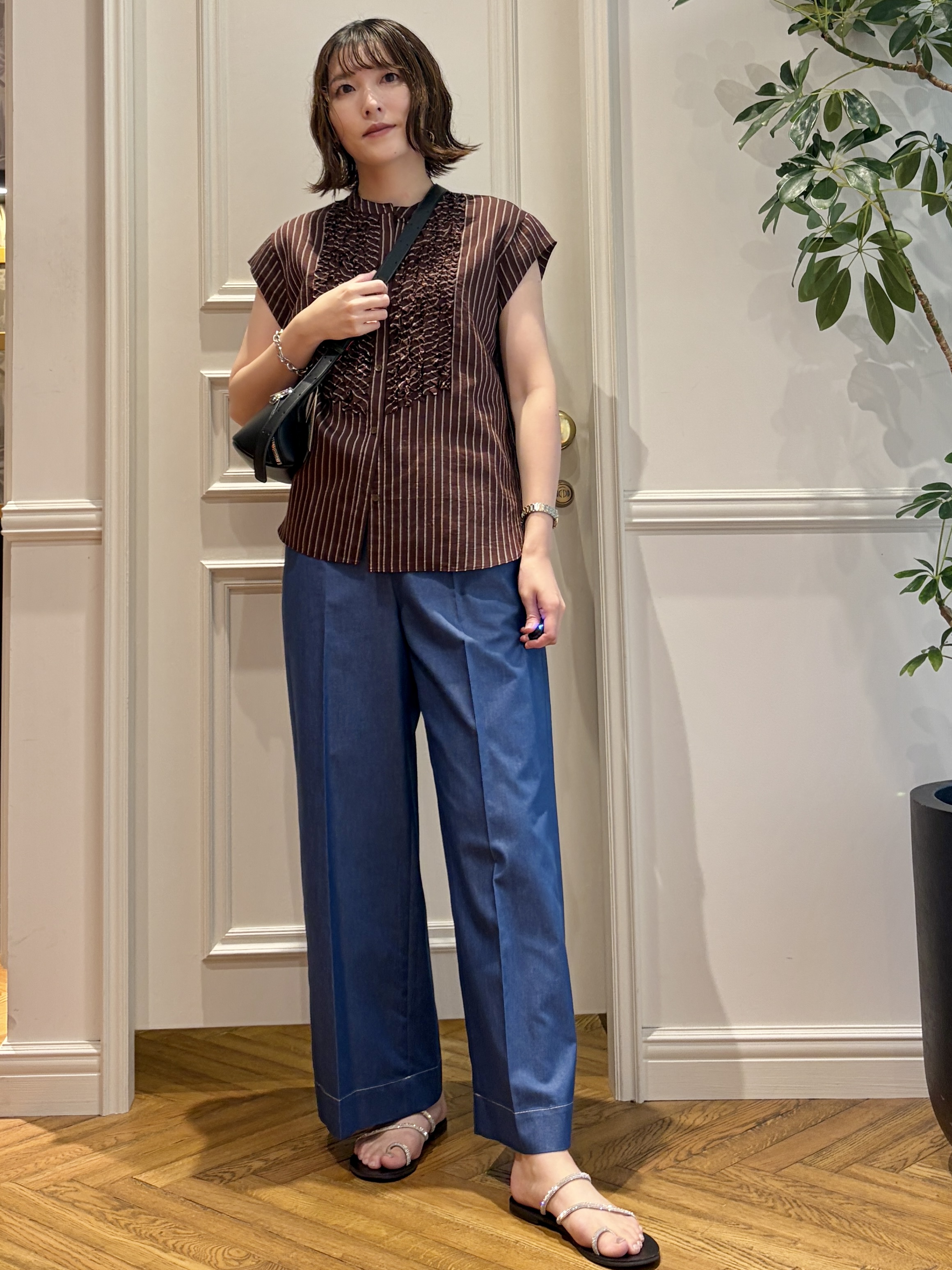nakaoさんの「DRESSTERIOR｜ストライプフレンチスリーブフリルブラウス」を使ったコーディネート