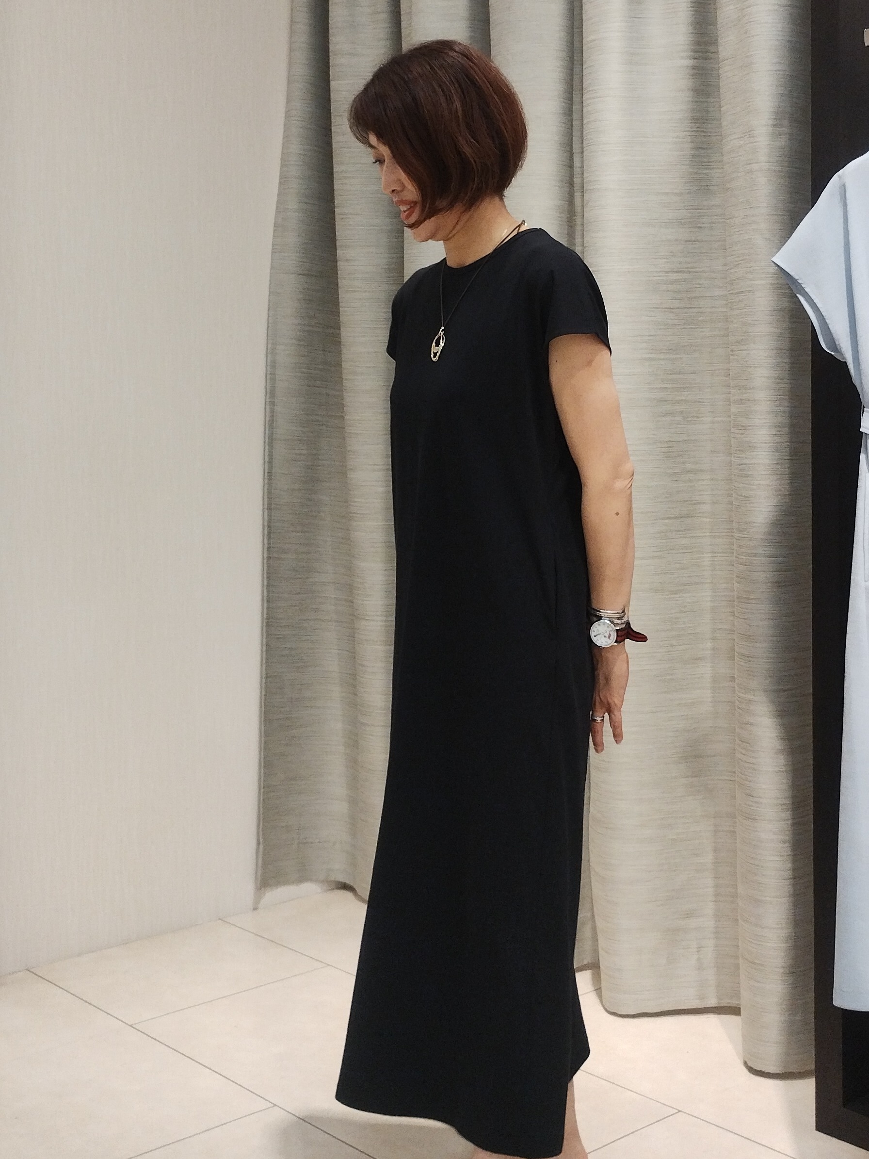 u&minus;macoさんの「UNTITLED｜【接触冷感/UVカット/遮熱/抗菌防臭】ライトプレーティングワンピース」を使ったコーディネート