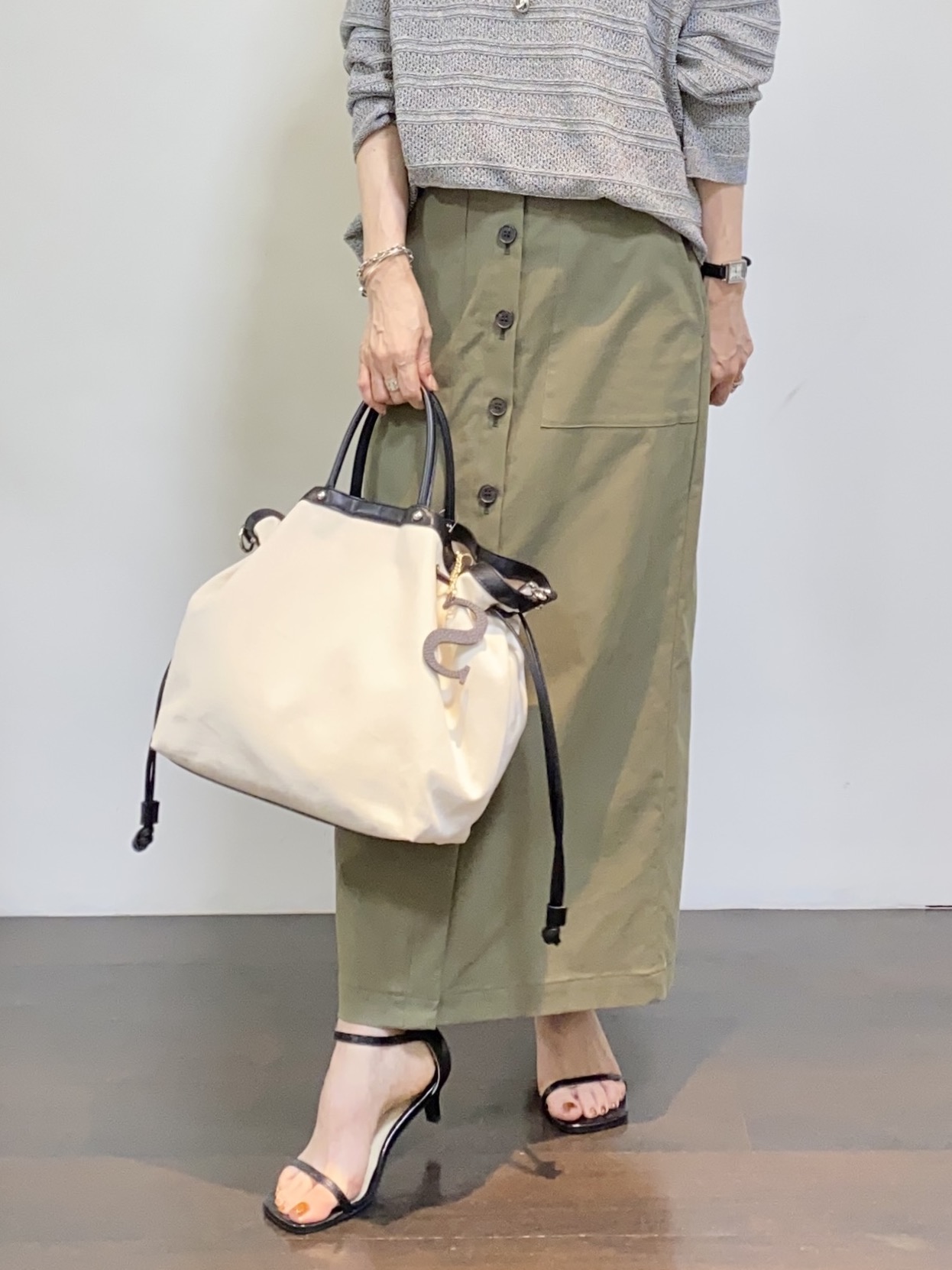 tomoさんの「UNTITLED｜◆【洗える】シアーブルゾン」を使ったコーディネート
