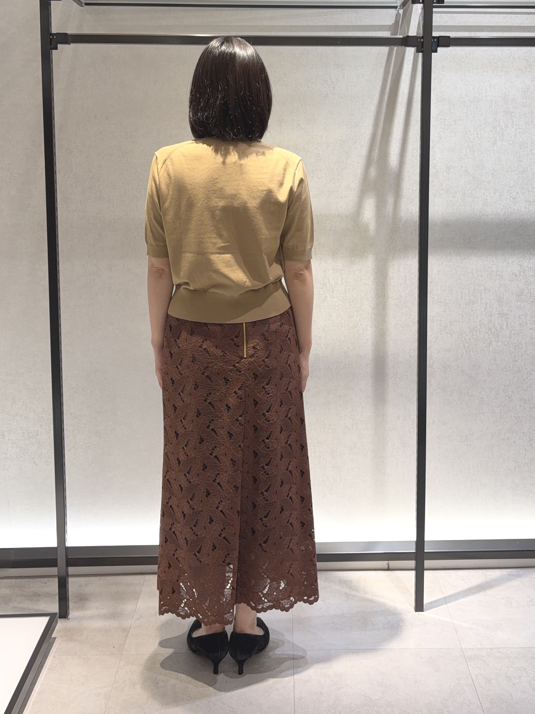 わたなべさんの「UNTITLED｜【すっきり秋羽織り/前開きボタン】ドライタッチ5分袖カーディガン」を使ったコーディネート