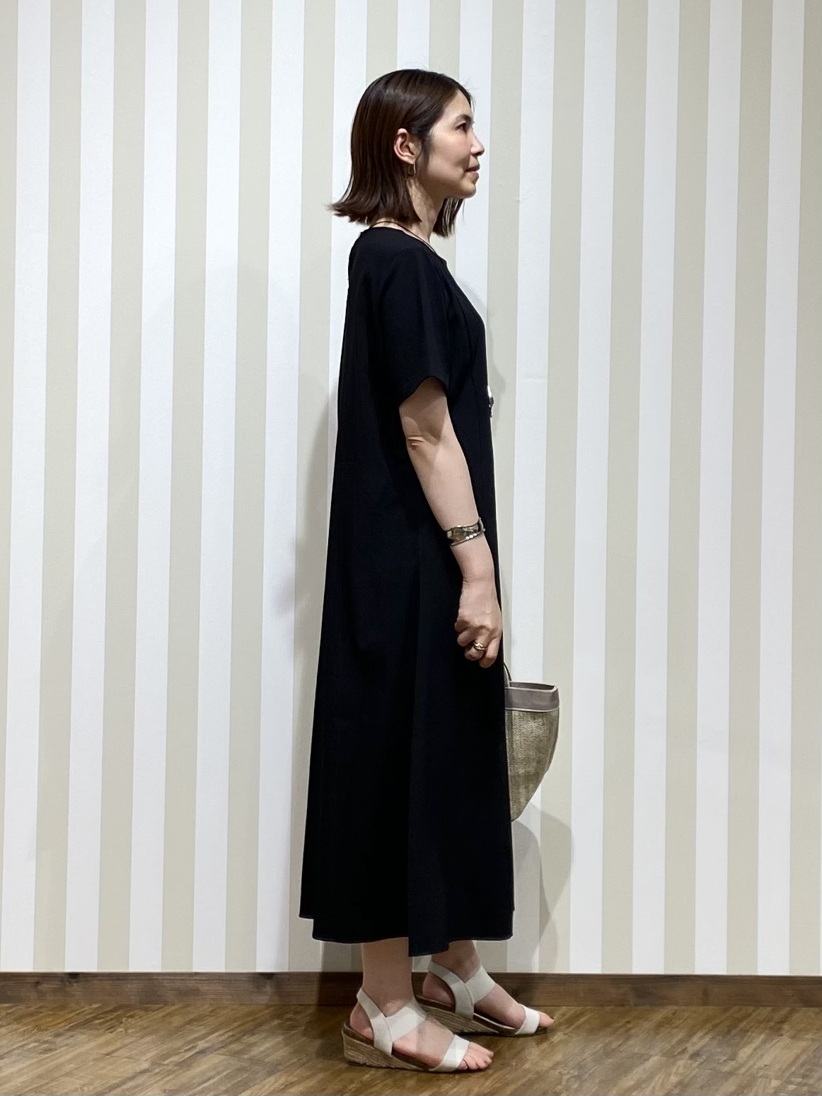 SAOさんの「SHOO･LA･RUE｜【S-LL/洗濯機可/セットアップ可】軽凛(かろりん) 切替ワンピース」を使ったコーディネート