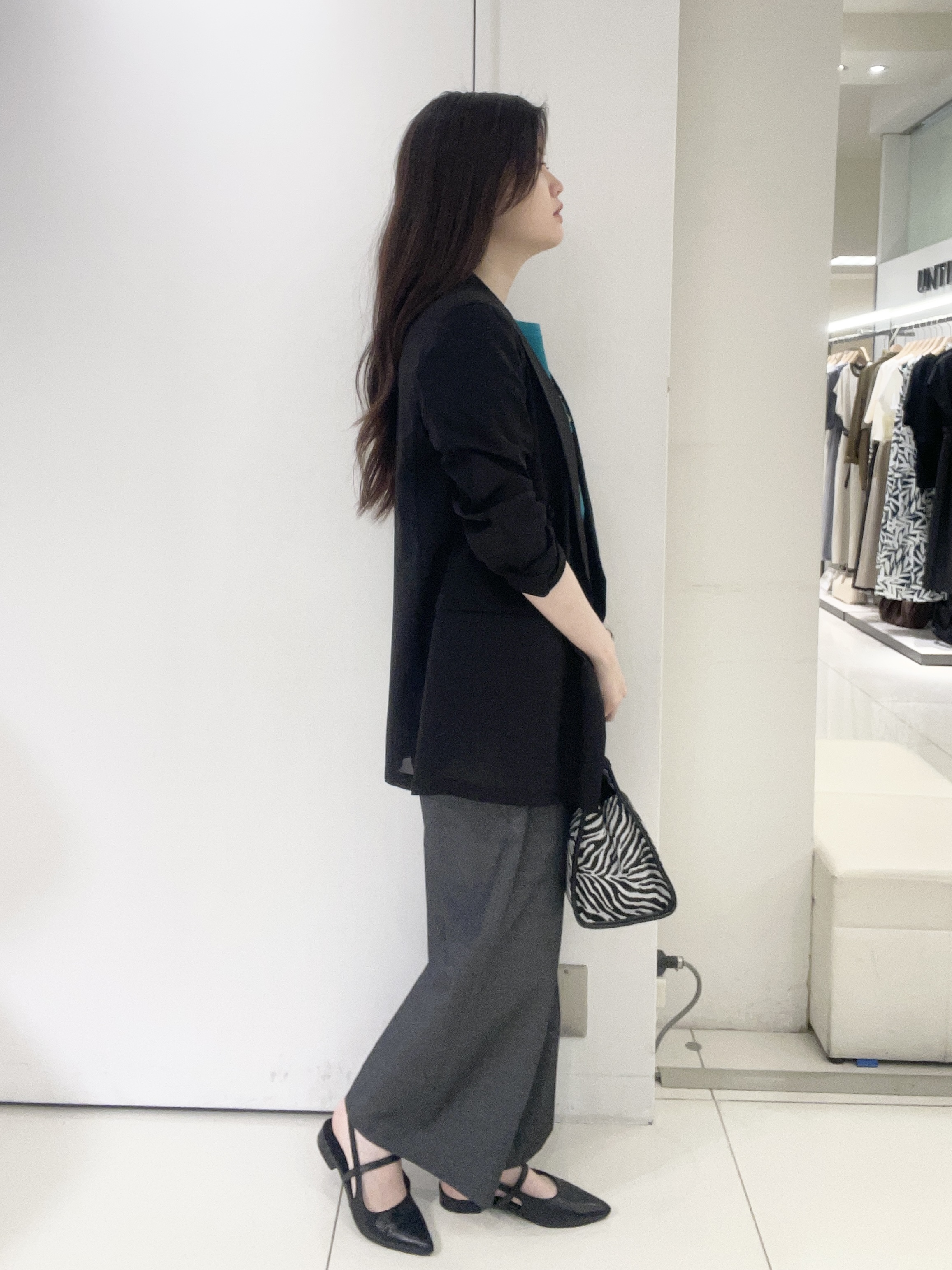 moeさんの「UNTITLED｜◆【セットアップ可/接触冷感/通気性】ドライシアーダブルジャケット」を使ったコーディネート