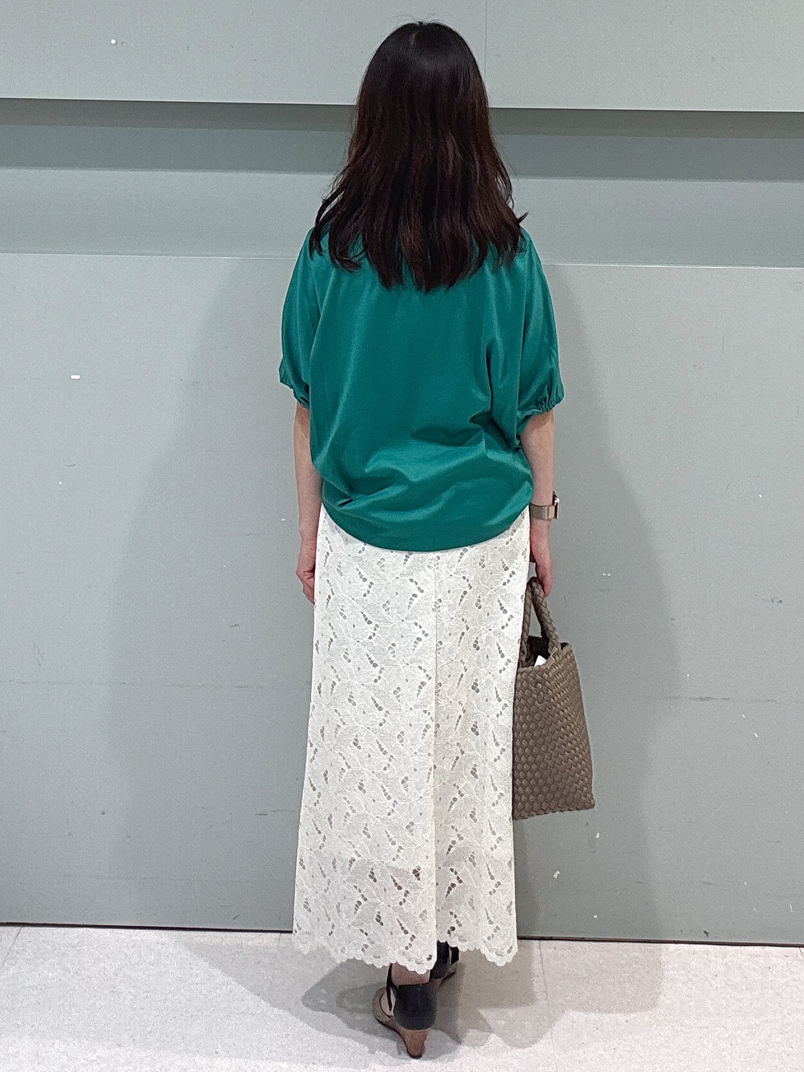 makiさんの「UNTITLED｜【汗染み防止/接触冷感】ドルマンプルオーバー」を使ったコーディネート