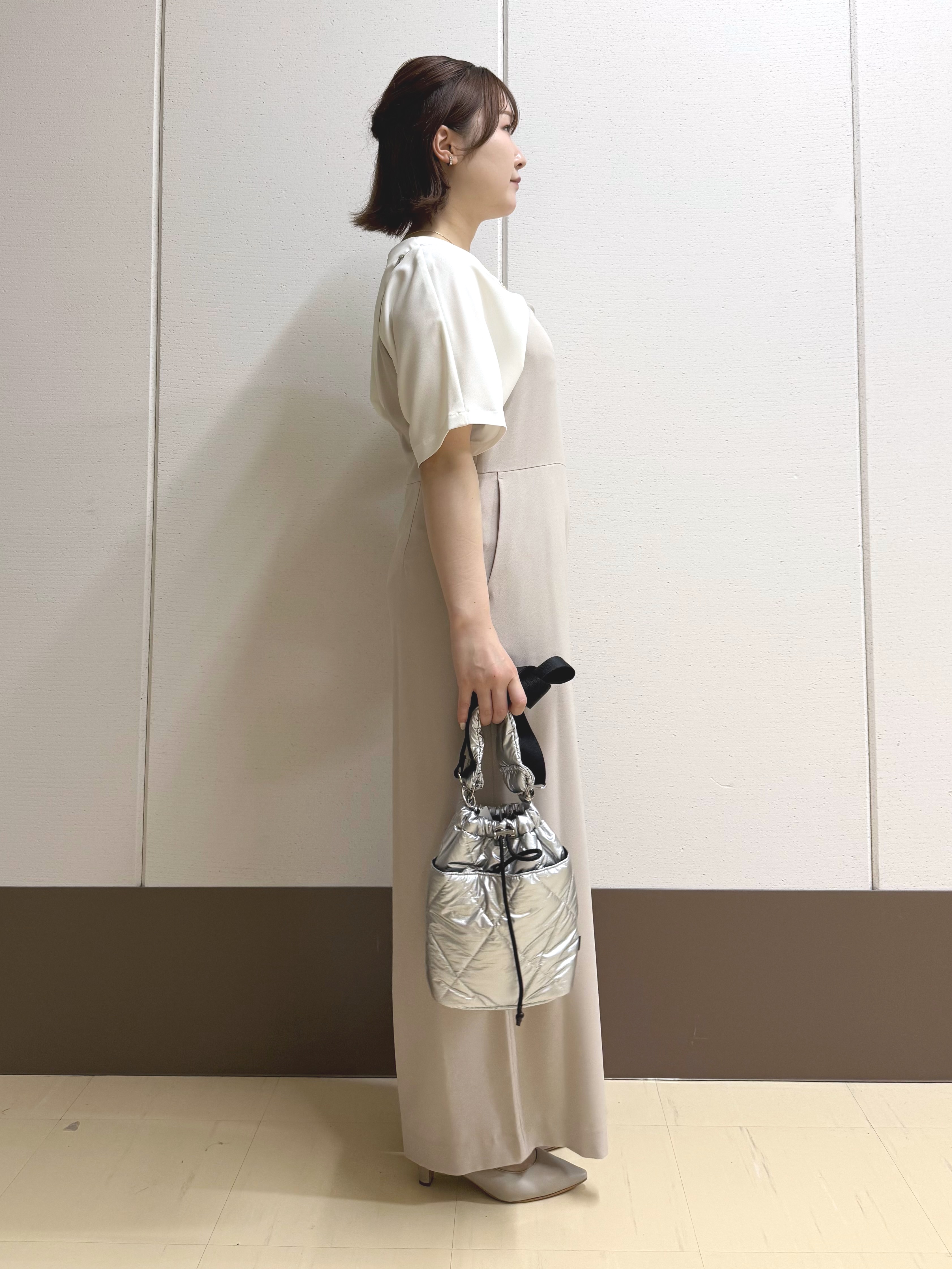 Rikoさんの「INDIVI｜【体型＆二の腕カバー/着る日傘】ドルマントップス」を使ったコーディネート