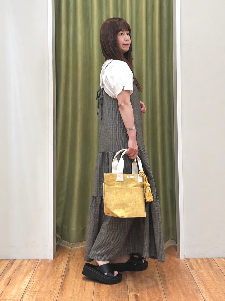 えみりんさんの「SHOO･LA･RUE｜【S-LL/洗濯機可】大人のベーシックカラープリントTシャツ」を使ったコーディネート