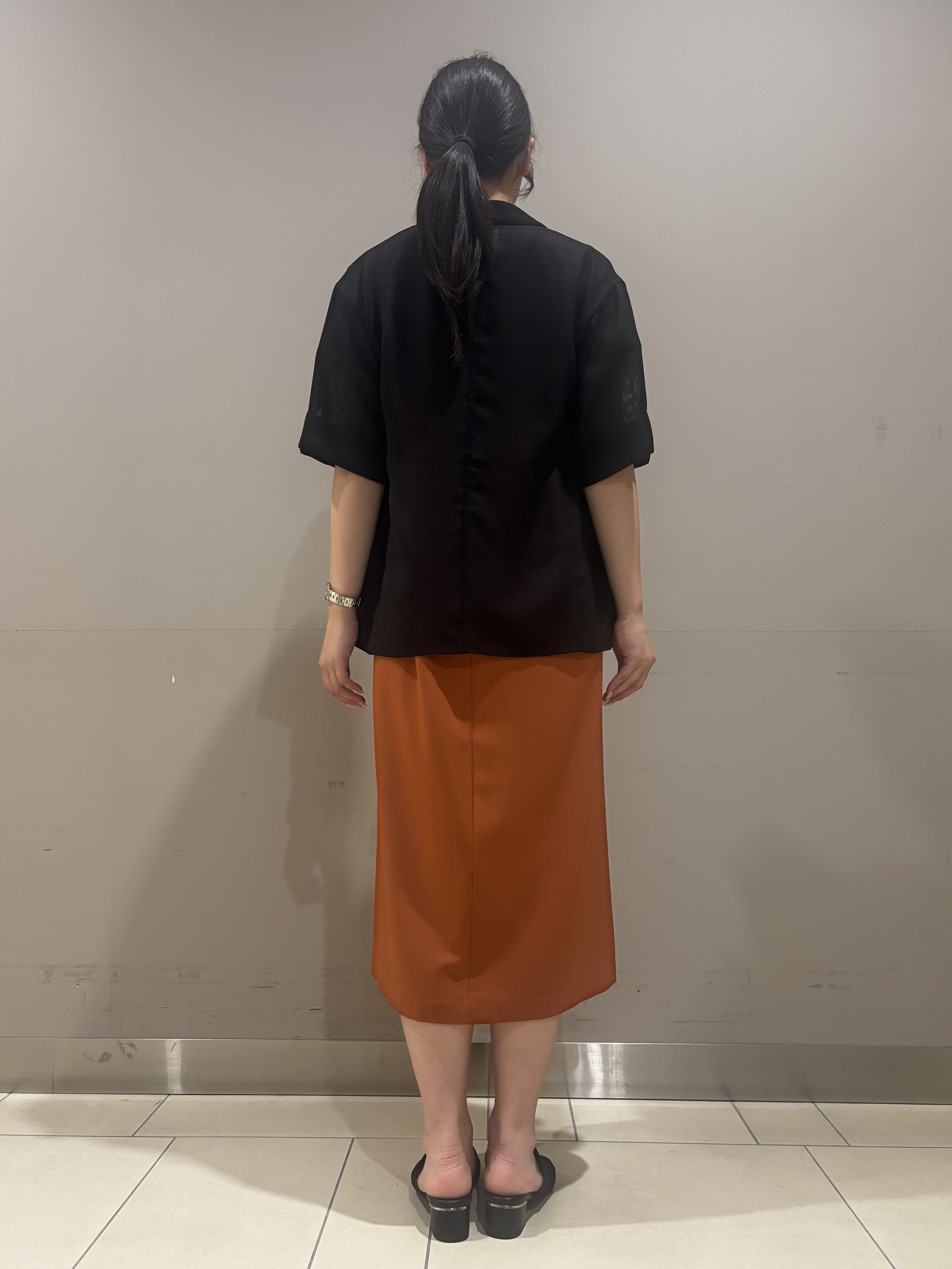 Misakiさんの「INDIVI｜【華奢見え】ベルト付きナローワンピース」を使ったコーディネート