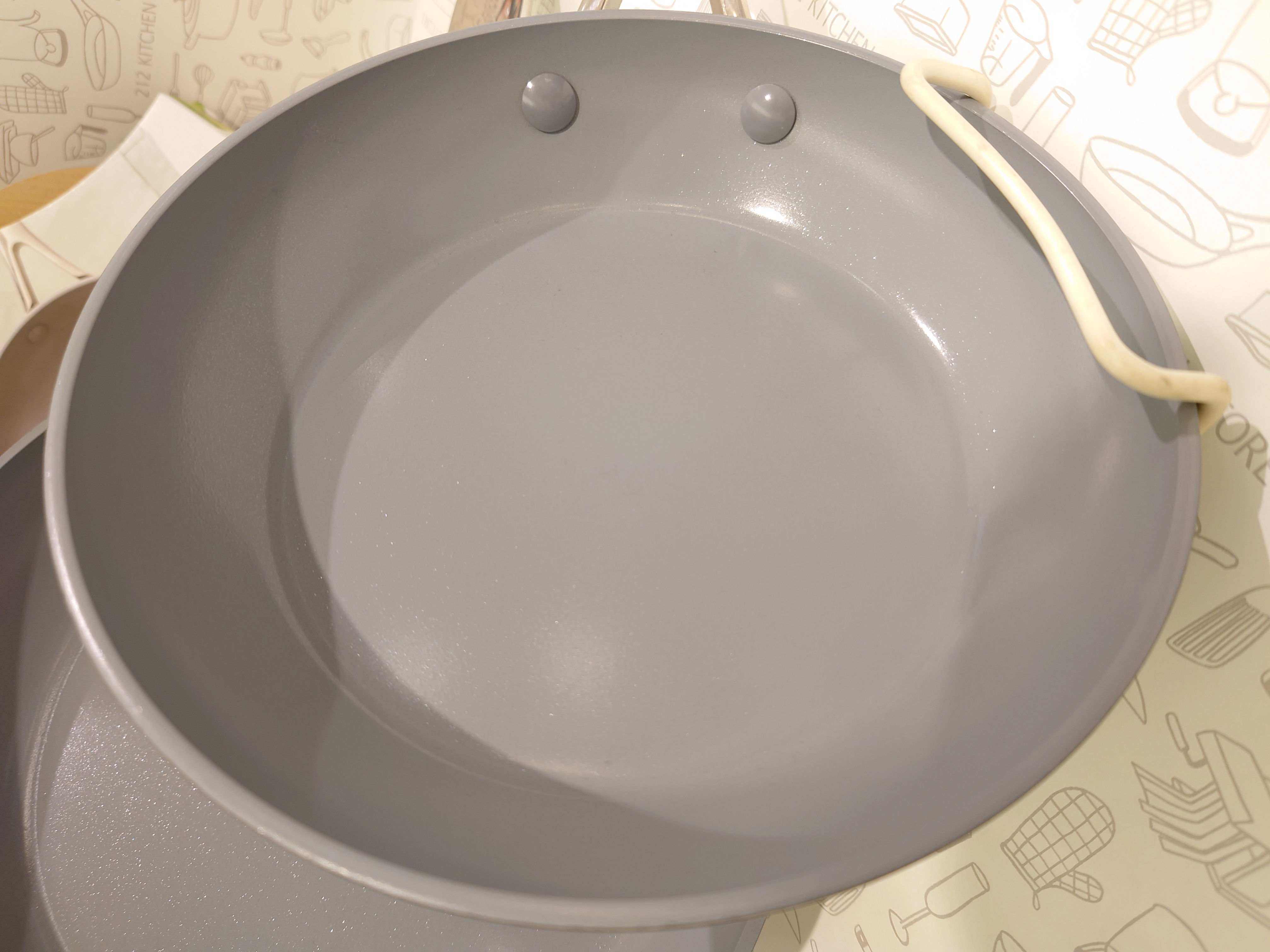 PANタナカさんの「212 KITCHEN STORE｜ヴェニスプロ フライパン 20cm ＜GreenPan グリーンパン＞」を使ったコーディネート