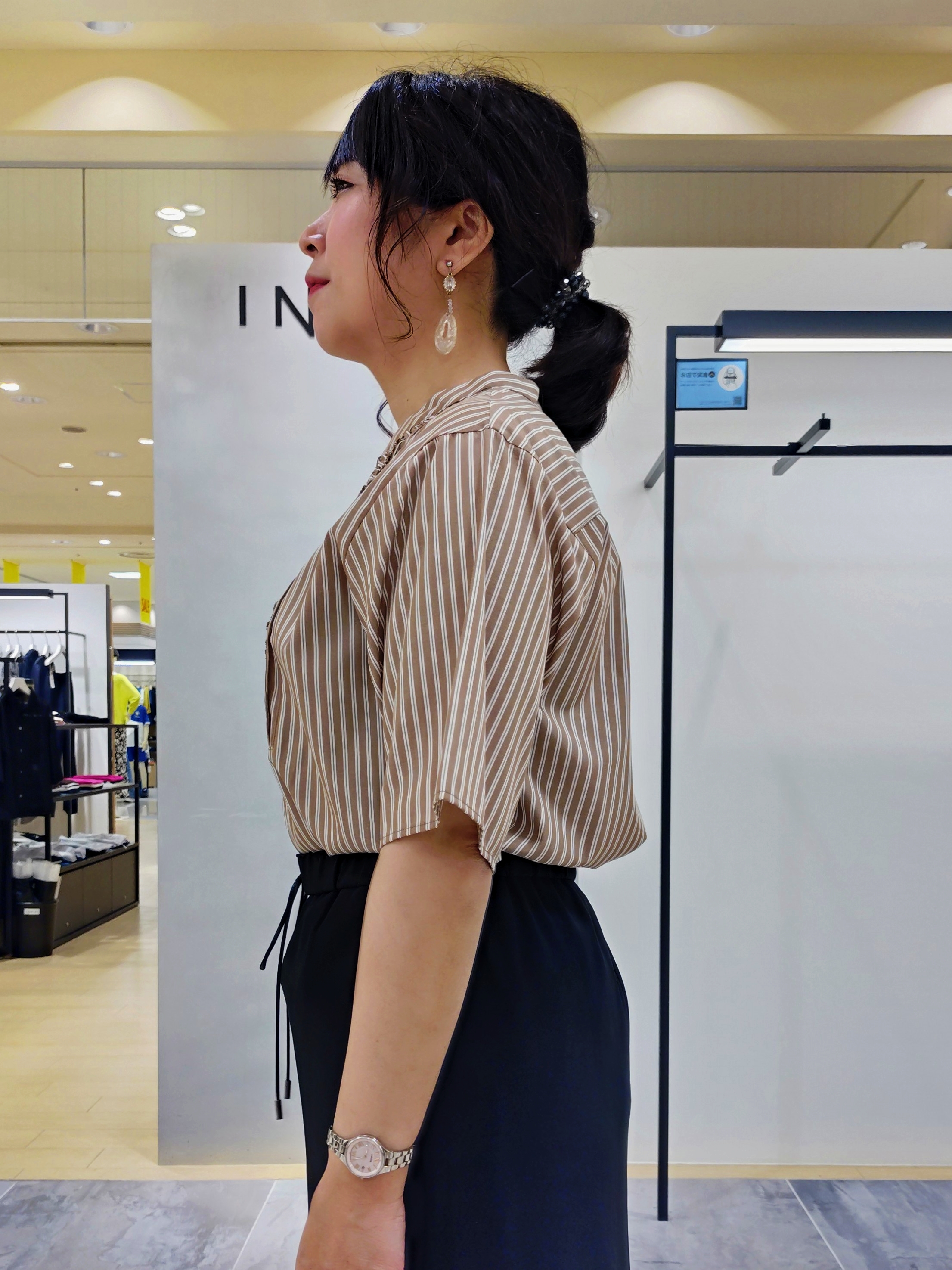 TOMOMIさんの「INDIVI｜【着る日傘】Iラインドロストスカート」を使ったコーディネート