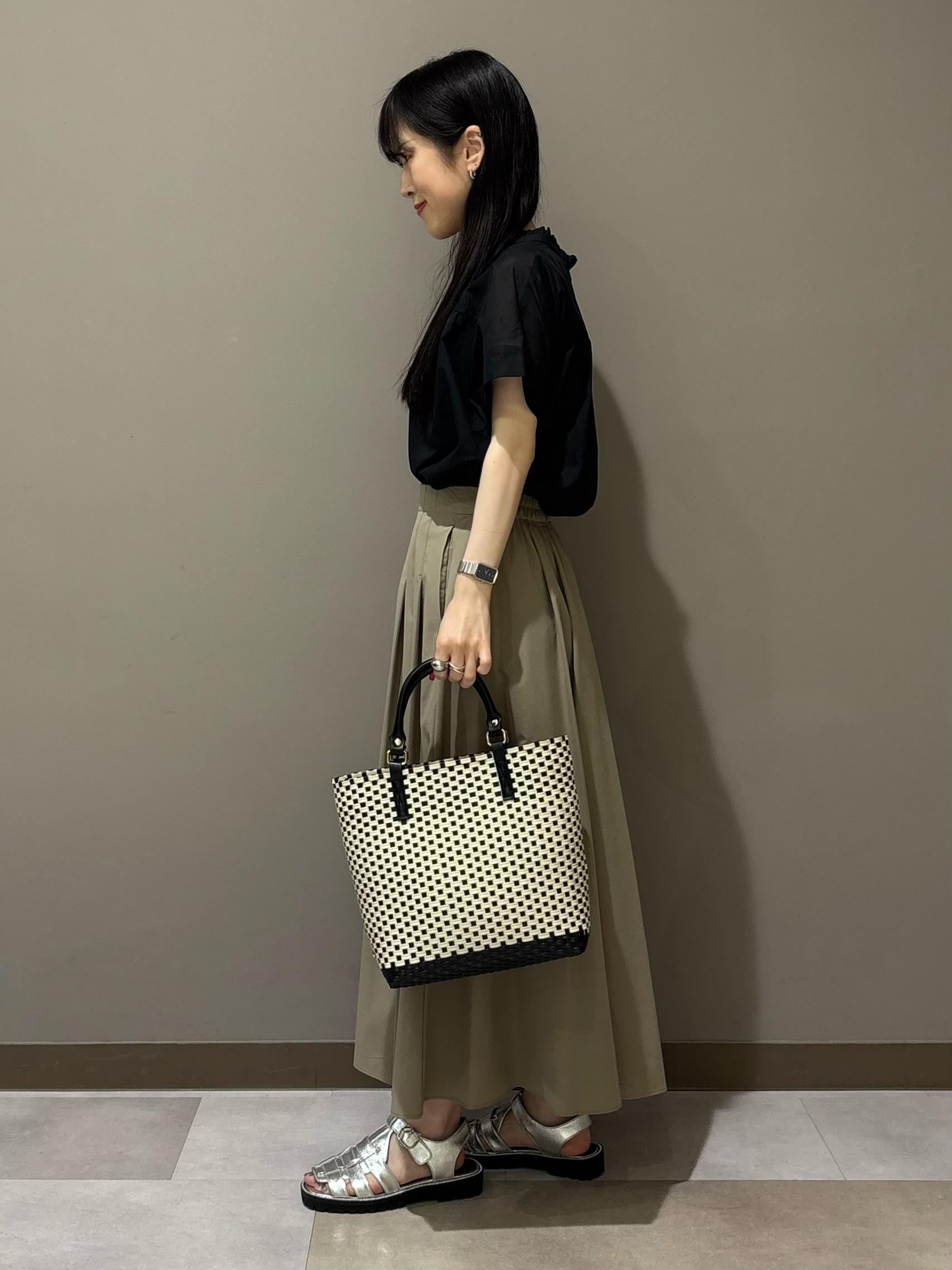 KEIKOさんの「INDIVI｜【洗える／軽やか】フリル衿ギャザーブラウス」を使ったコーディネート