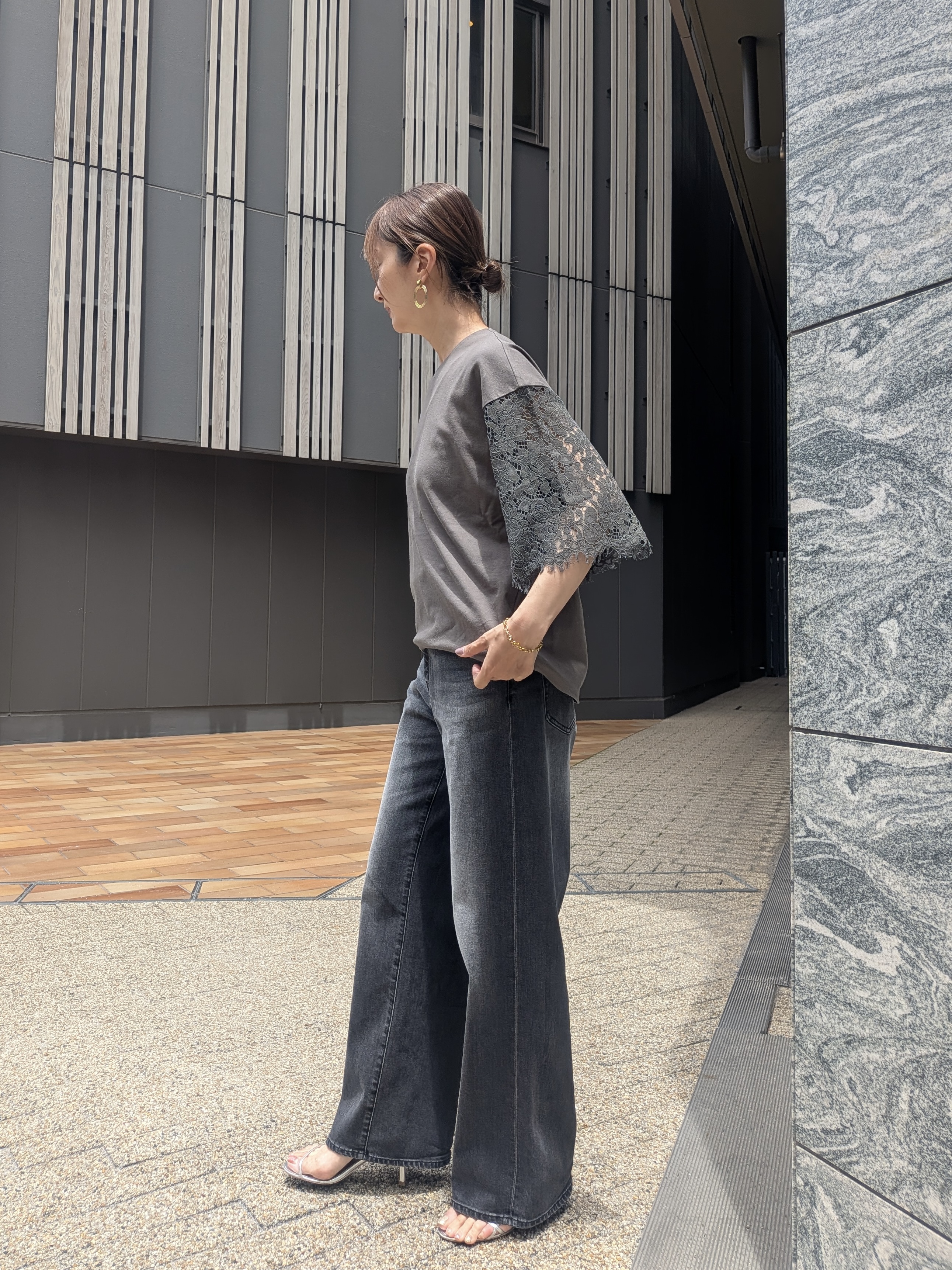 KAYOさんの「UNTITLED｜【秋映え/甘めTシャツ】袖レースプルオーバー」を使ったコーディネート