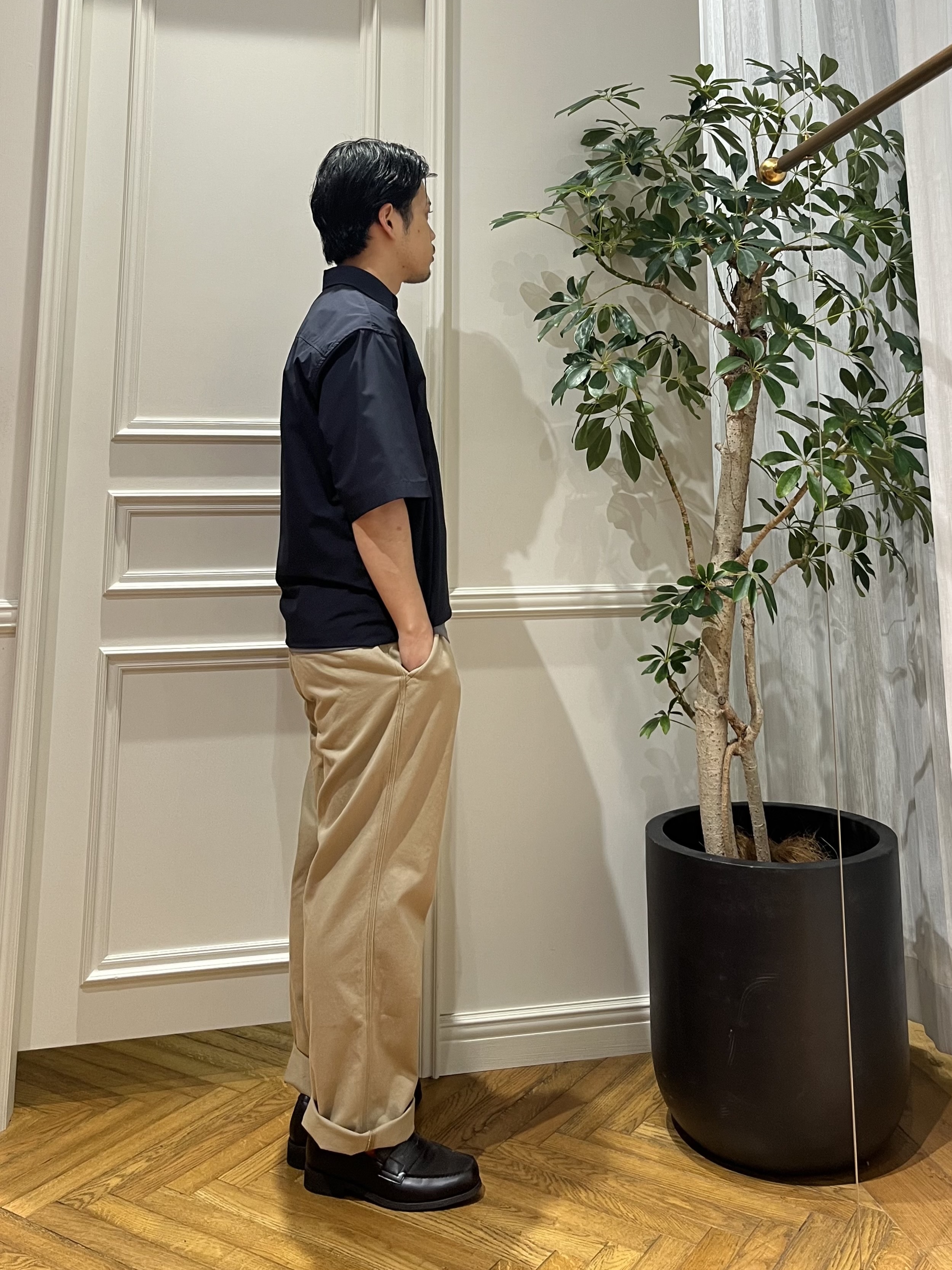 Tokuさんの「DRESSTERIOR｜◆イージーケア プルオーバーシャツ」を使ったコーディネート