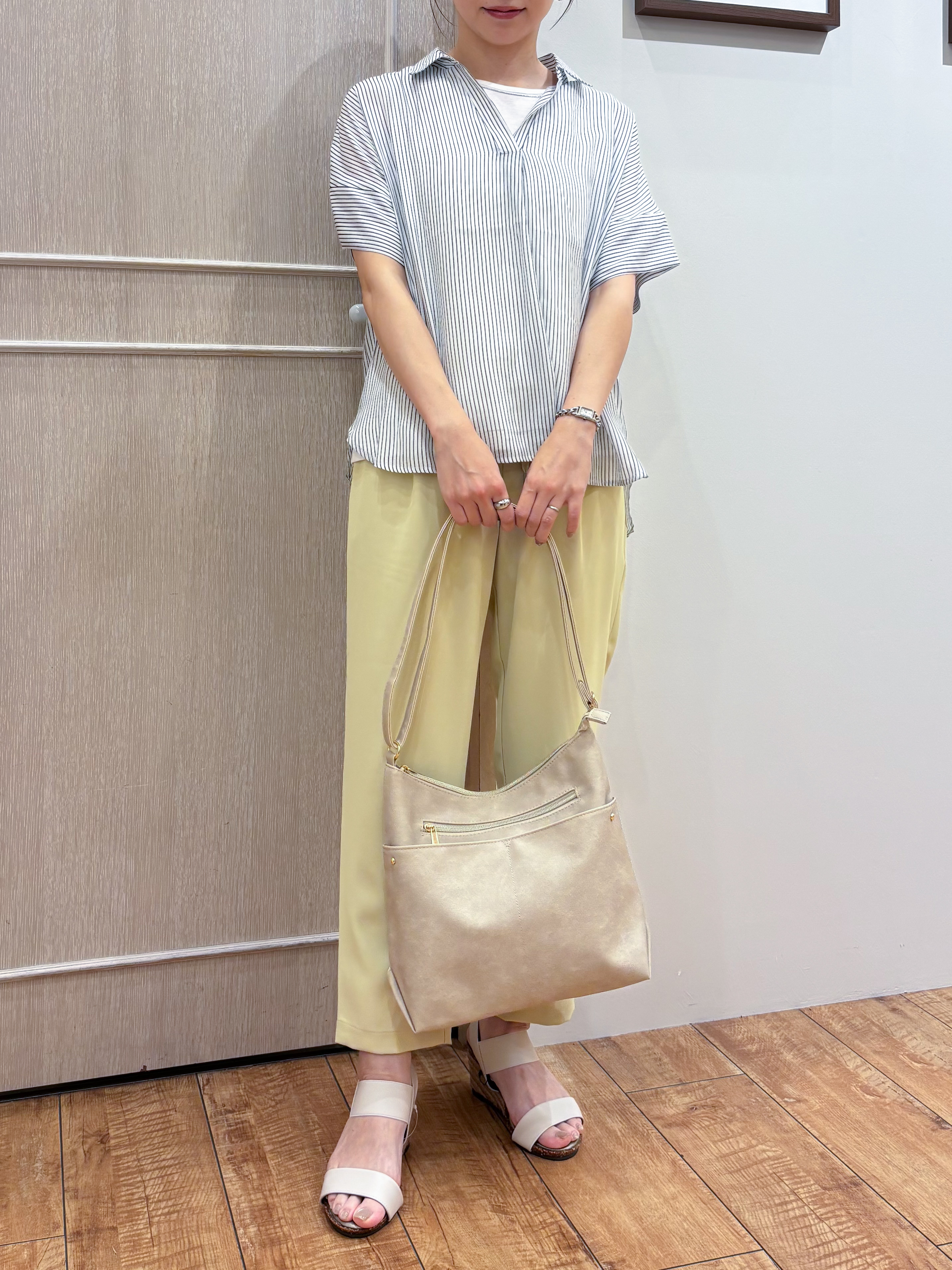 なみさんの「SHOO･LA･RUE｜【2点セット/S-LL/洗濯機可】時短でコーデ決まる スラブスキッパーシャツ＋タンクトップ」を使ったコーディネート