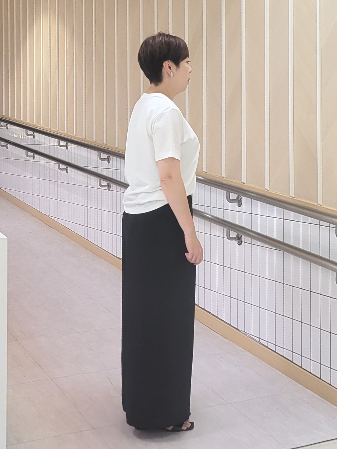 tomoさんの「COUP DE CHANCE｜【手洗い可／セットアップ可】リラクシーワイドパンツ」を使ったコーディネート