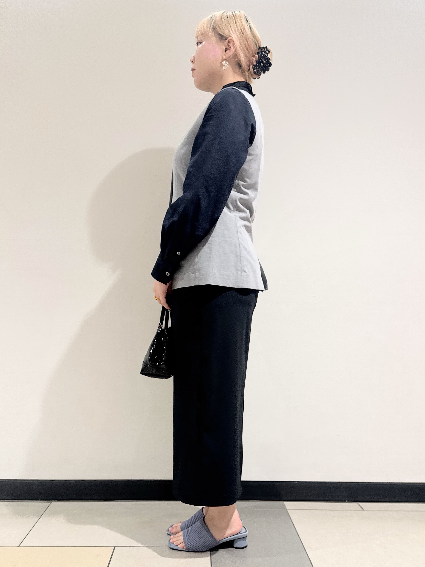 なかもとあきさんの「DRESSTERIOR｜【セットアップ可/ウォッシャブル】セットアップストライプジレ」を使ったコーディネート