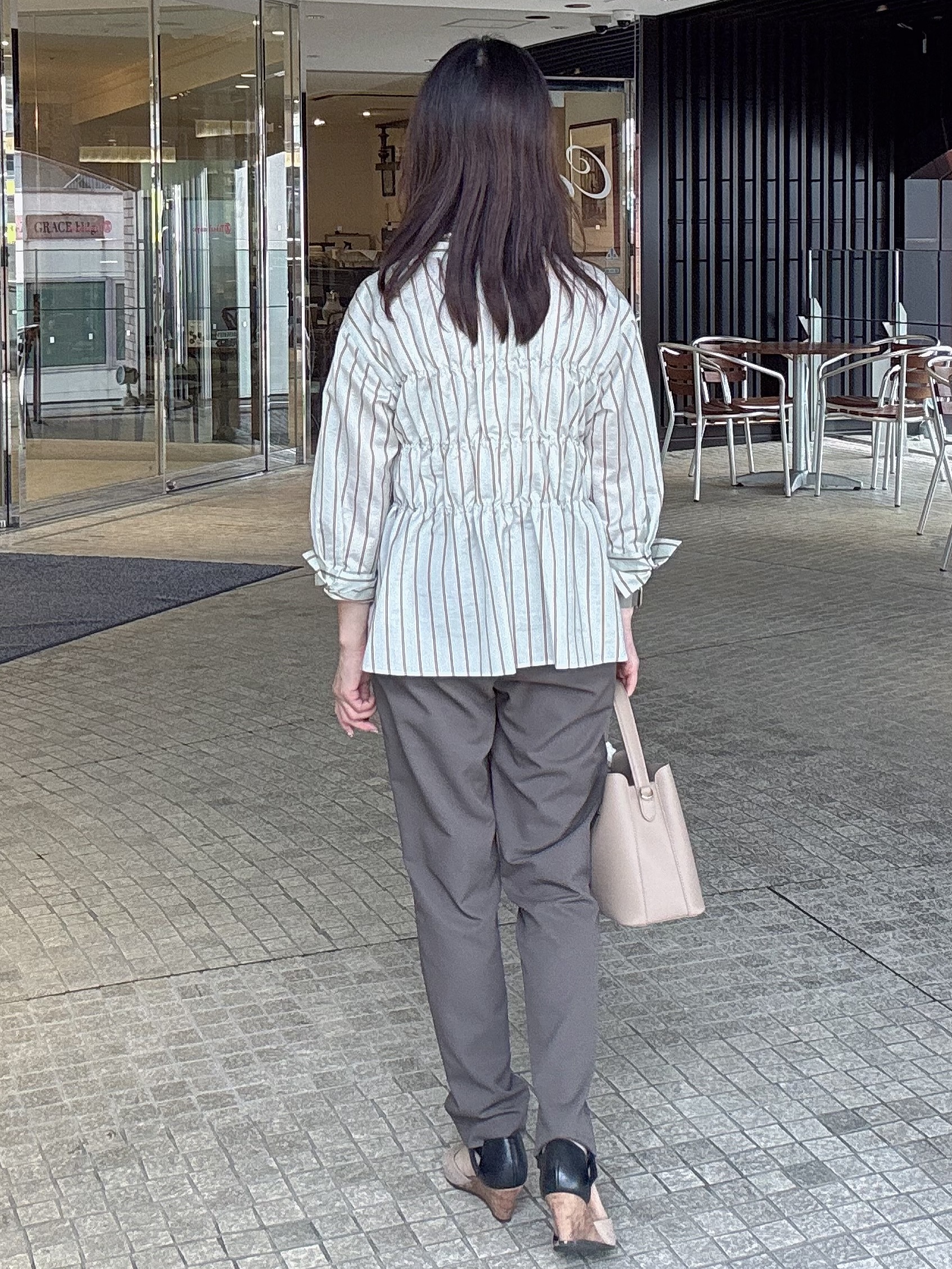makiさんの「UNTITLED｜ストライプシャーリングブラウス」を使ったコーディネート