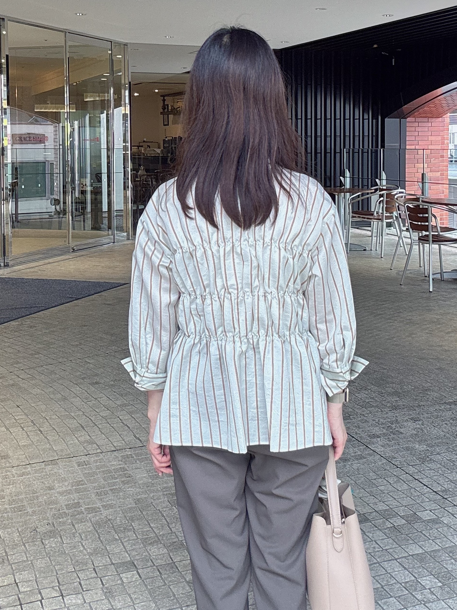 makiさんの「UNTITLED｜ストライプシャーリングブラウス」を使ったコーディネート
