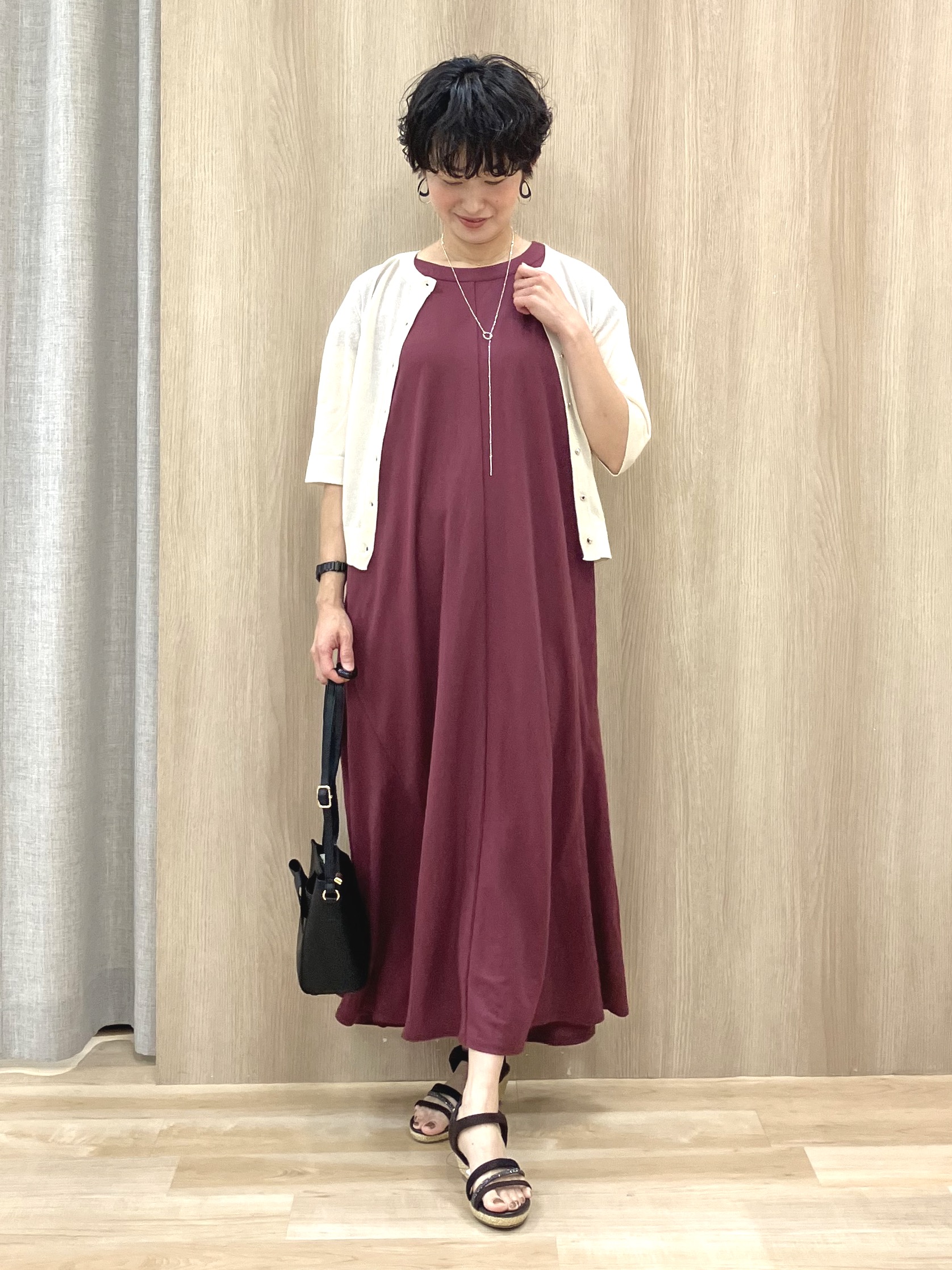 Keiさんの「grove｜【低身長さんも選べる着丈】モクロディフレンチワンピース」を使ったコーディネート