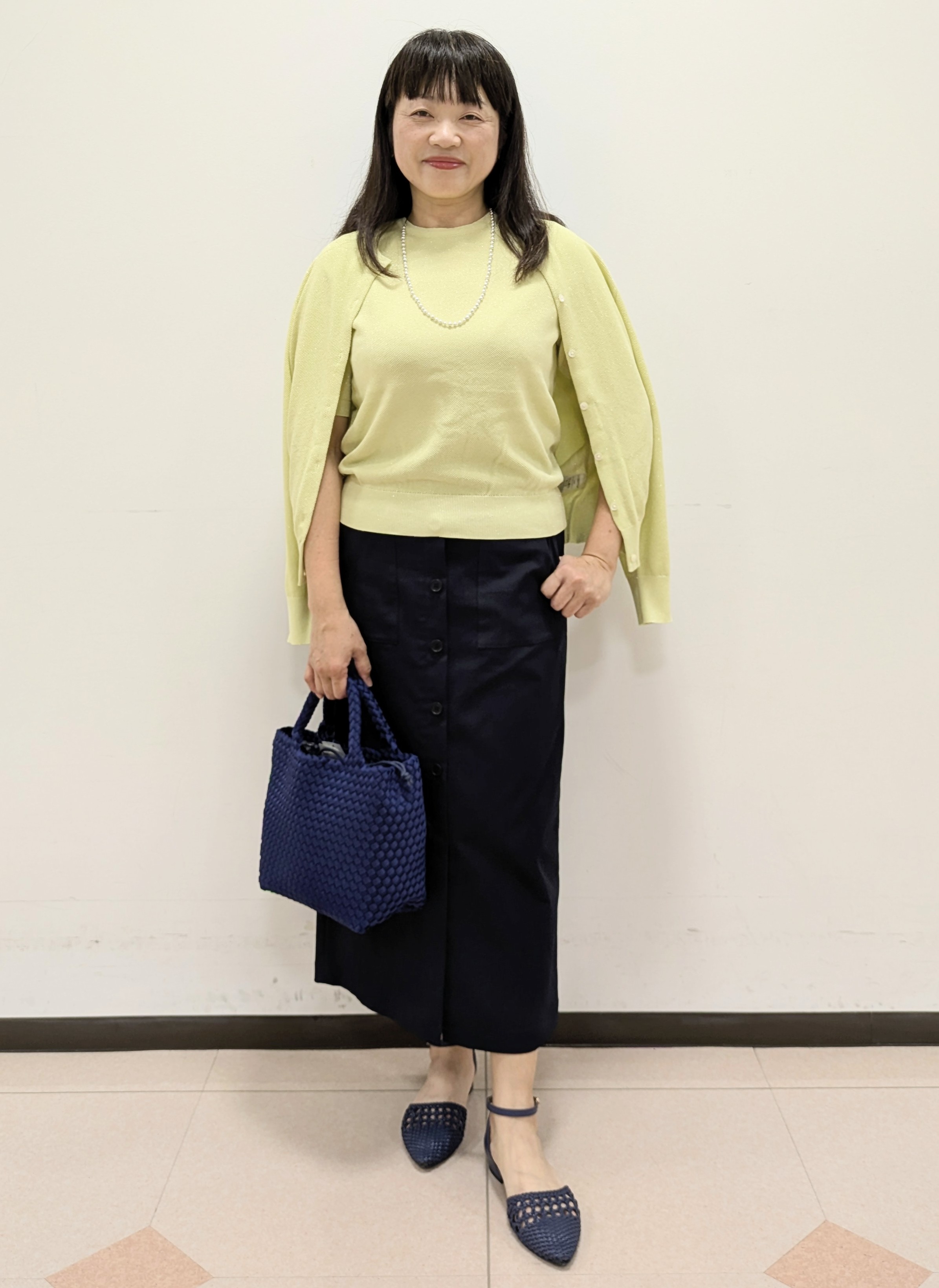ともさんの「UNTITLED｜◆【アンサンブル可】ラメ混クルーネックカーディガン」を使ったコーディネート