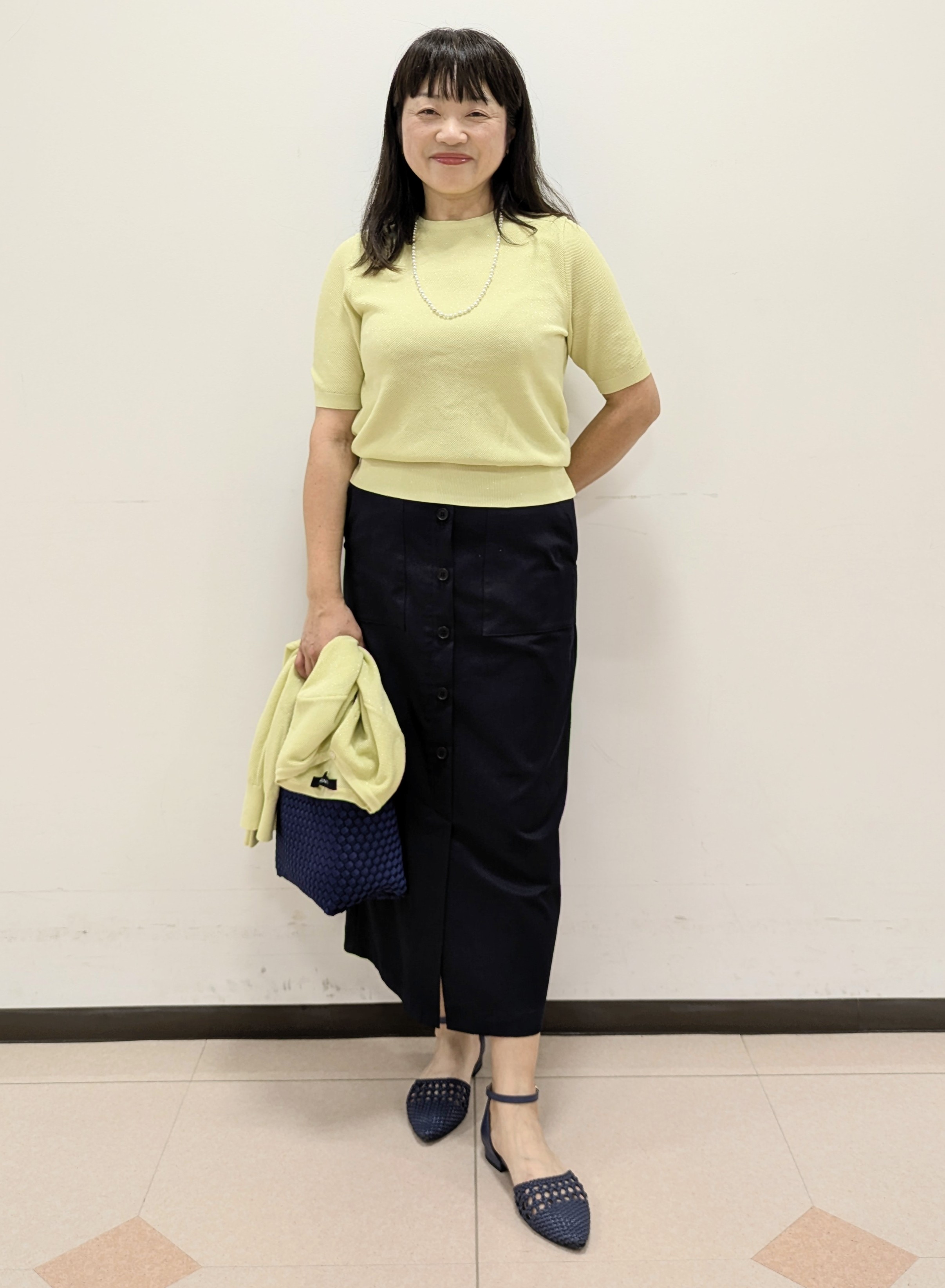 ともさんの「UNTITLED｜◆【アンサンブル可】ラメ混クルーネックカーディガン」を使ったコーディネート