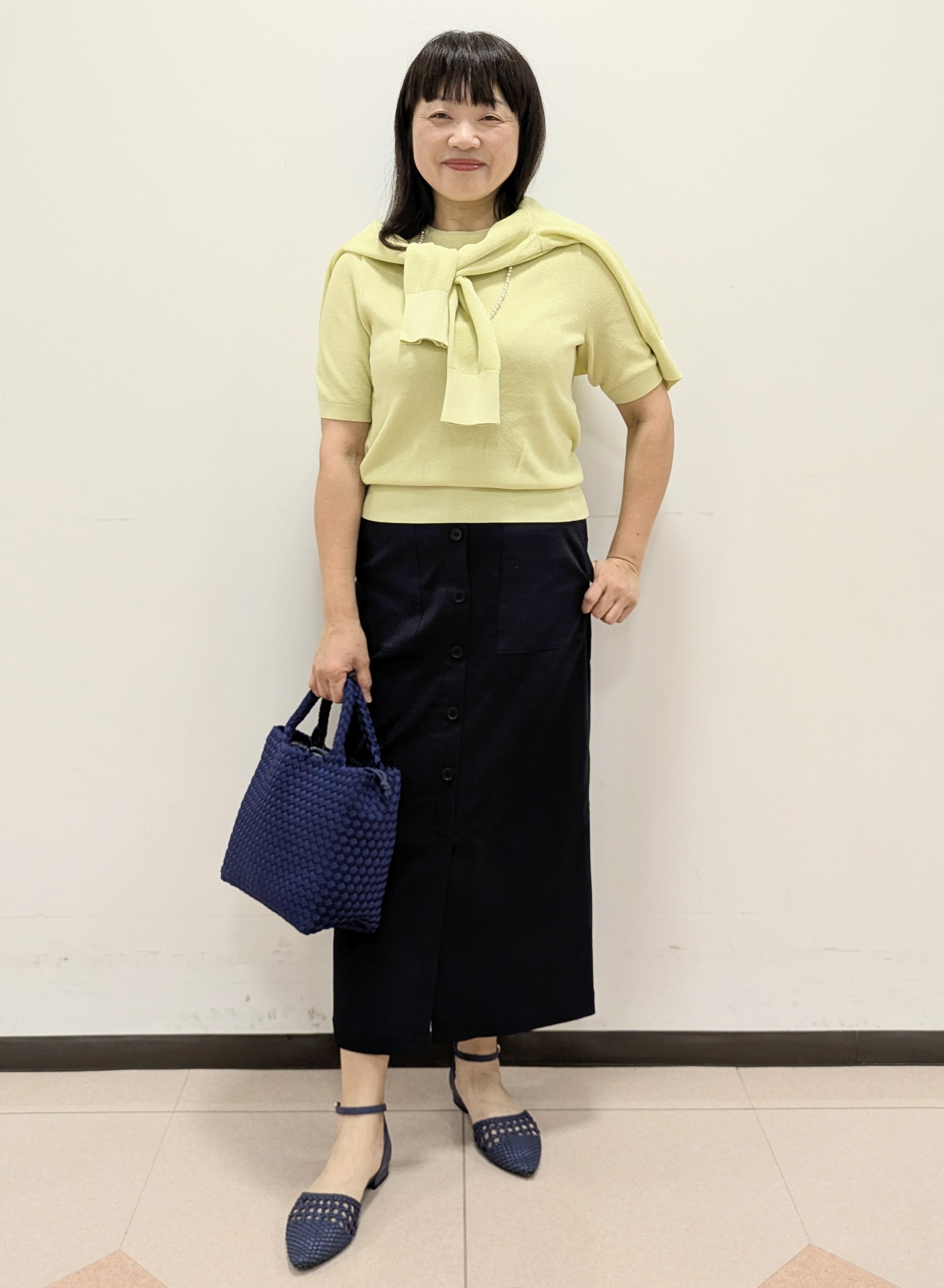 ともさんの「UNTITLED｜◆【アンサンブル可】ラメ混クルーネックカーディガン」を使ったコーディネート