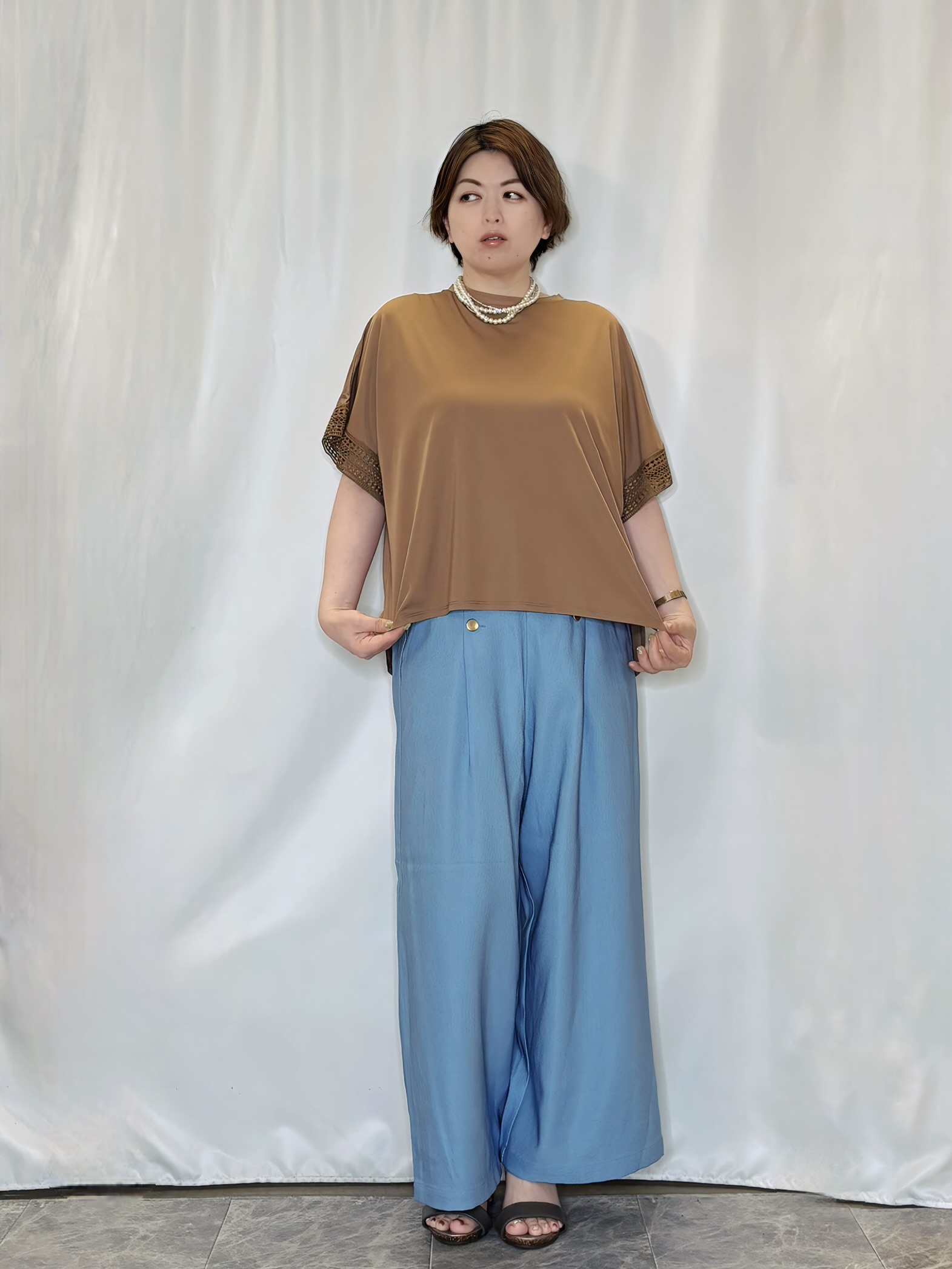 たみさんの「SHOO･LA･RUE｜【UV/洗濯機可/体型カバー】ヒップ周りが隠せる お袖レースTシャツ」を使ったコーディネート