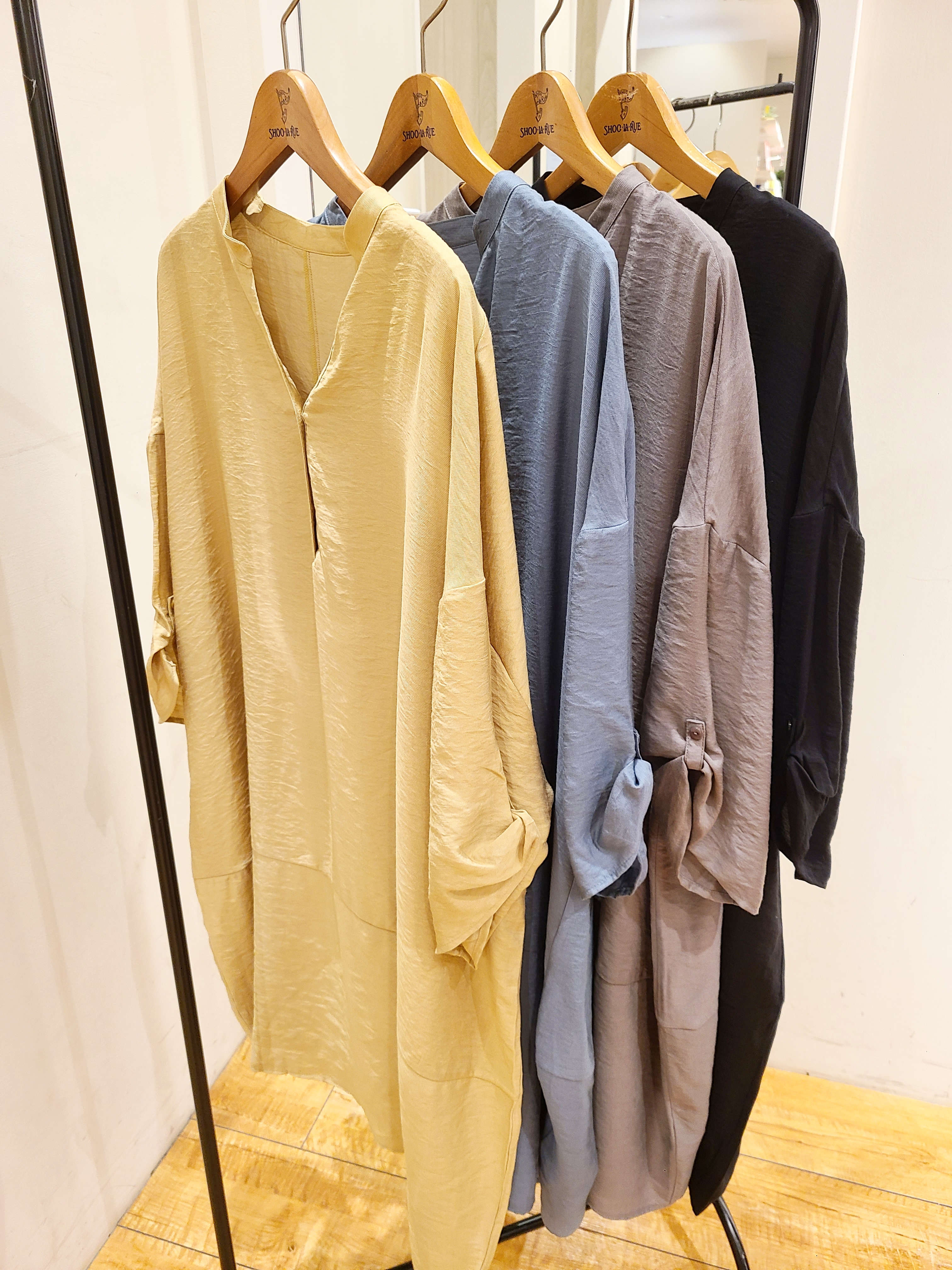 ポンタさんの「SHOO･LA･RUE｜【S-LL/洗濯後しわになりにくい】ゆるっと体型カバー 7分袖コクーンチュニック」を使ったコーディネート