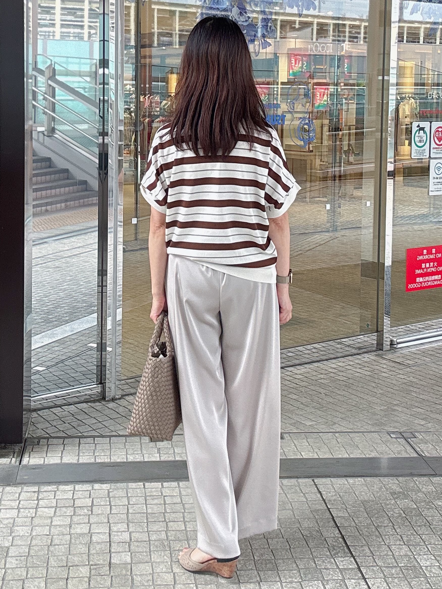 makiさんの「UNTITLED｜【肌に張りつきにくい/前後2WAY】ドライタッチコットンプルオーバー」を使ったコーディネート
