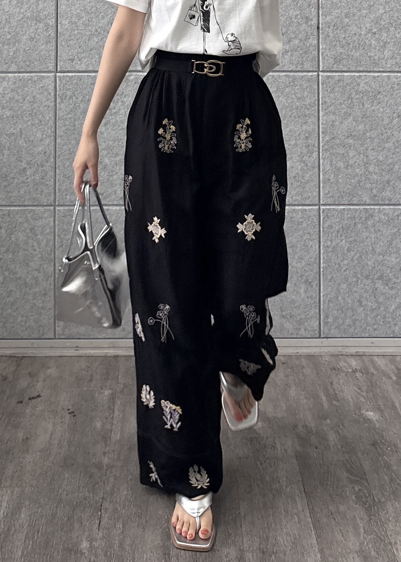 Renoさんの「INDIVI｜フレンチブルTシャツ」を使ったコーディネート