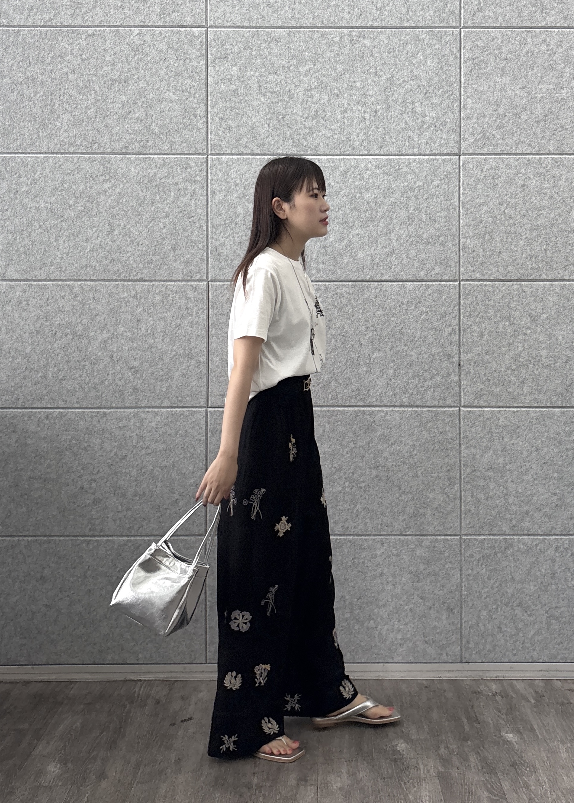 Renoさんの「INDIVI｜フレンチブルTシャツ」を使ったコーディネート