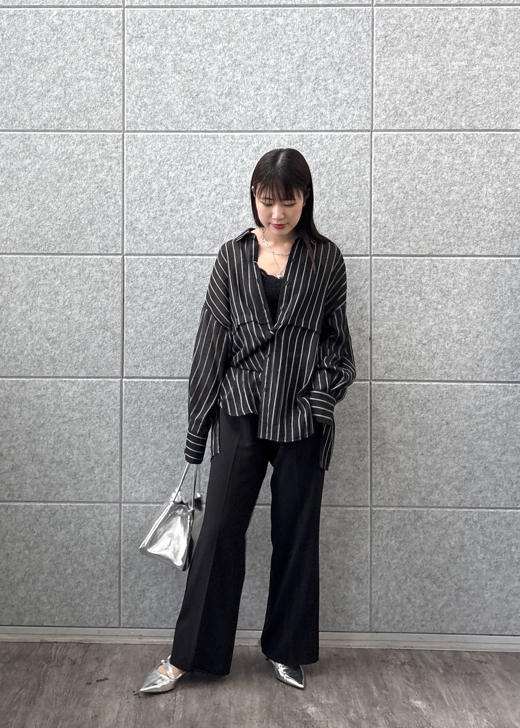 Renoさんの「INDIVI｜シアーストライプ 切替タックシャツ」を使ったコーディネート